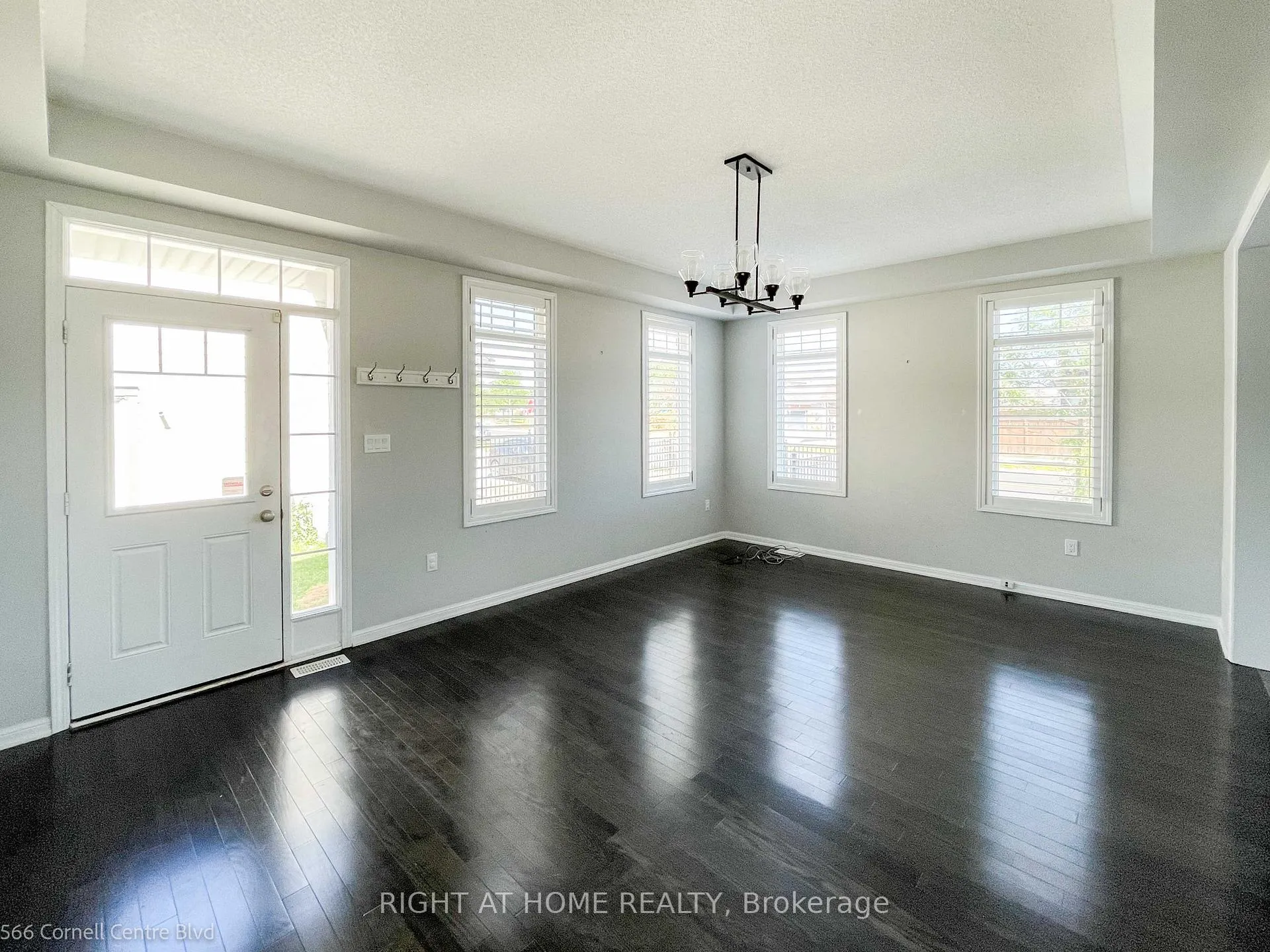 Photo 8 of 566 Cornell Centre Boulevard, Markham, Cornell — HOMEH