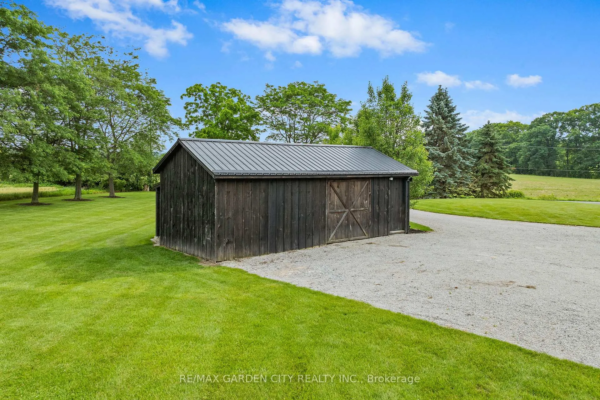 Photo 51 of 809 Kilman Road, Pelham, North Pelham — HOMEH