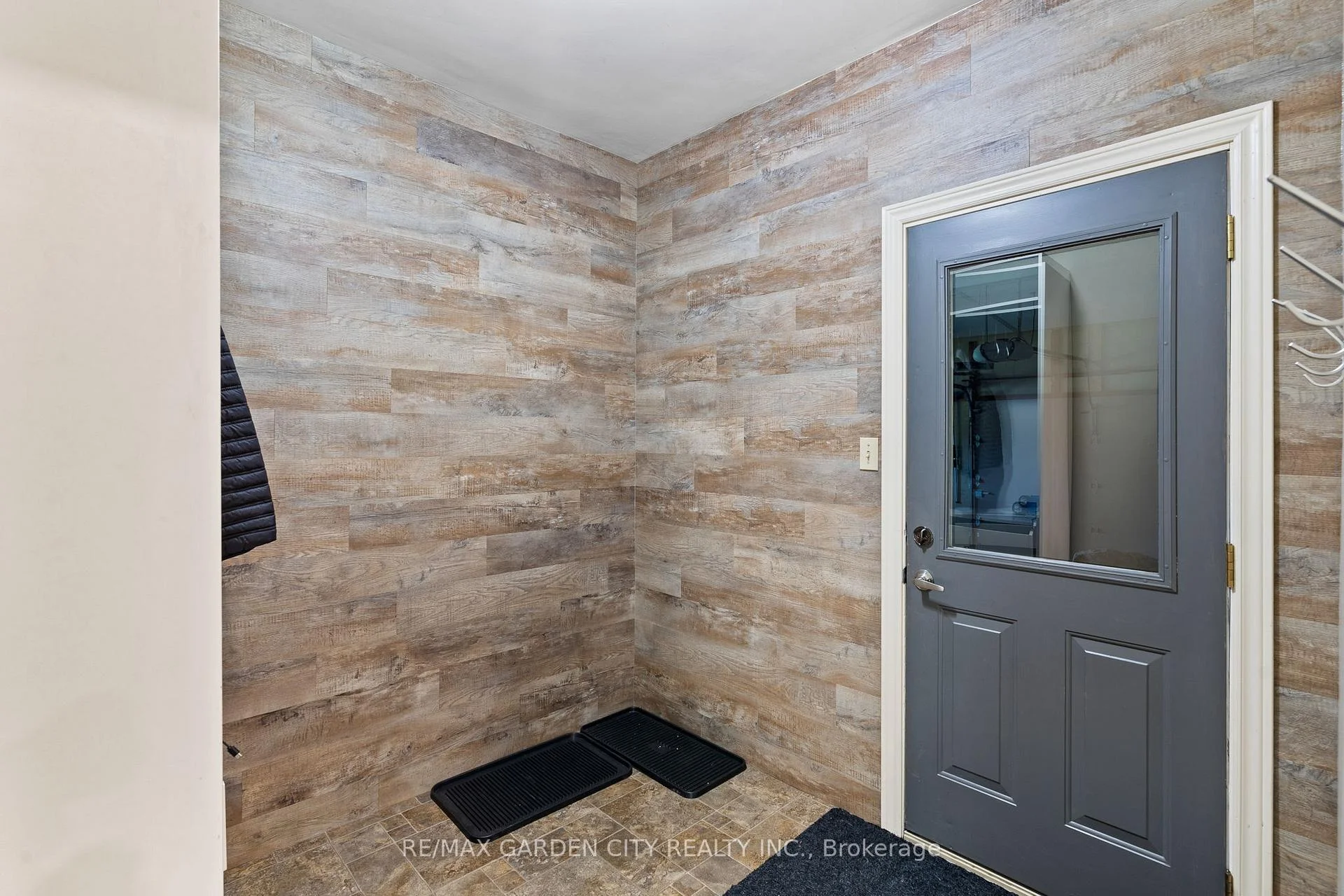 Photo 21 of 809 Kilman Road, Pelham, North Pelham — HOMEH