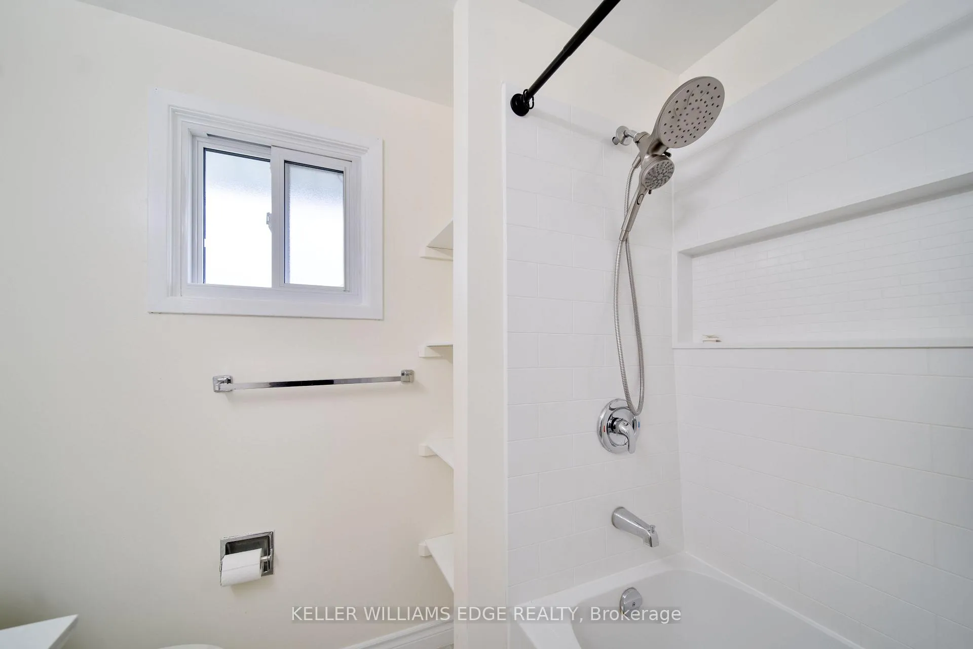 Photo 12 of 124 Romy Crescent, Thorold, Confederation Heights — HOMEH