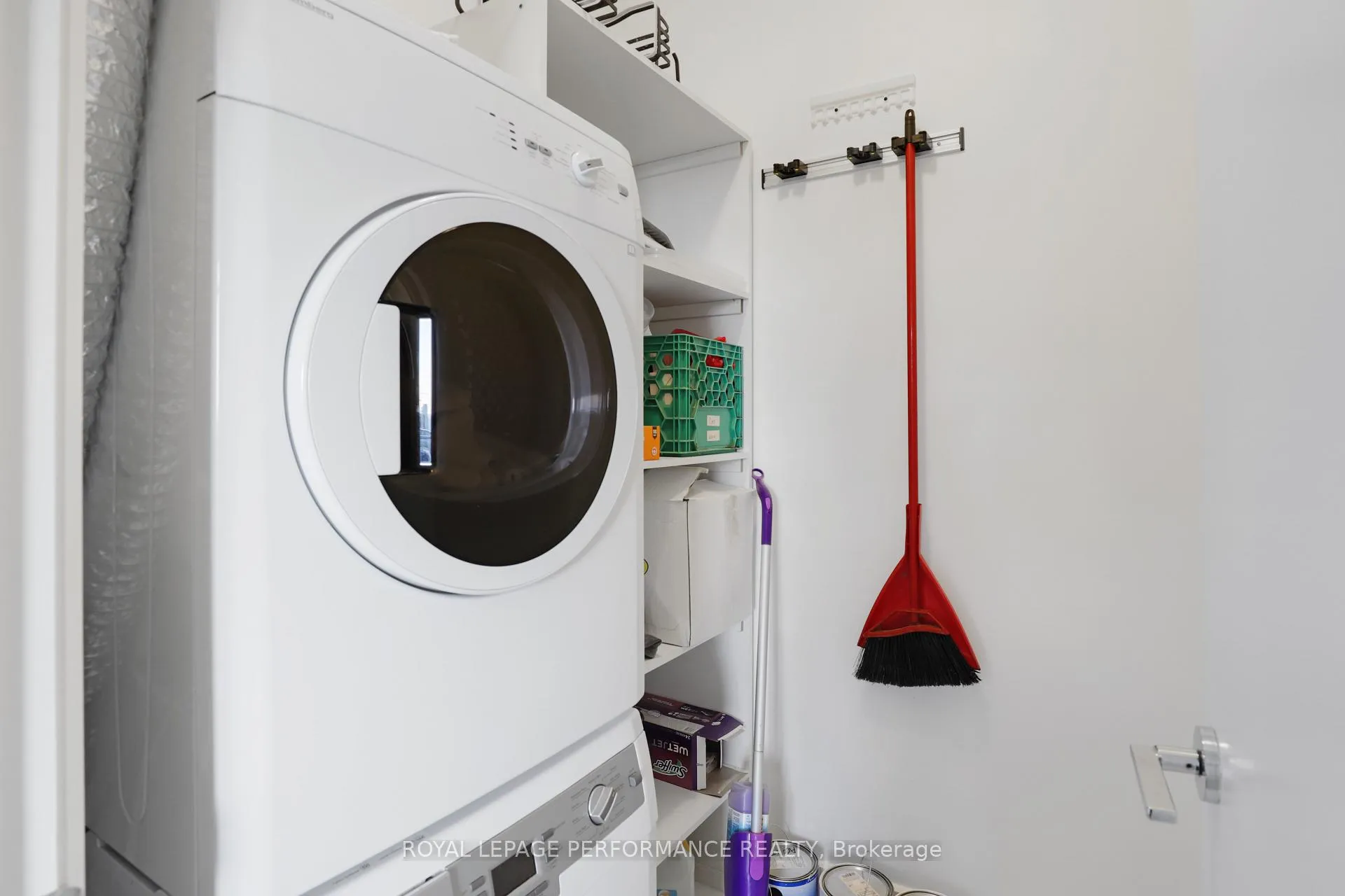 Photo 4 of Unit 1603, 255 Bay Street, Ottawa, Ottawa Centre — HOMEH