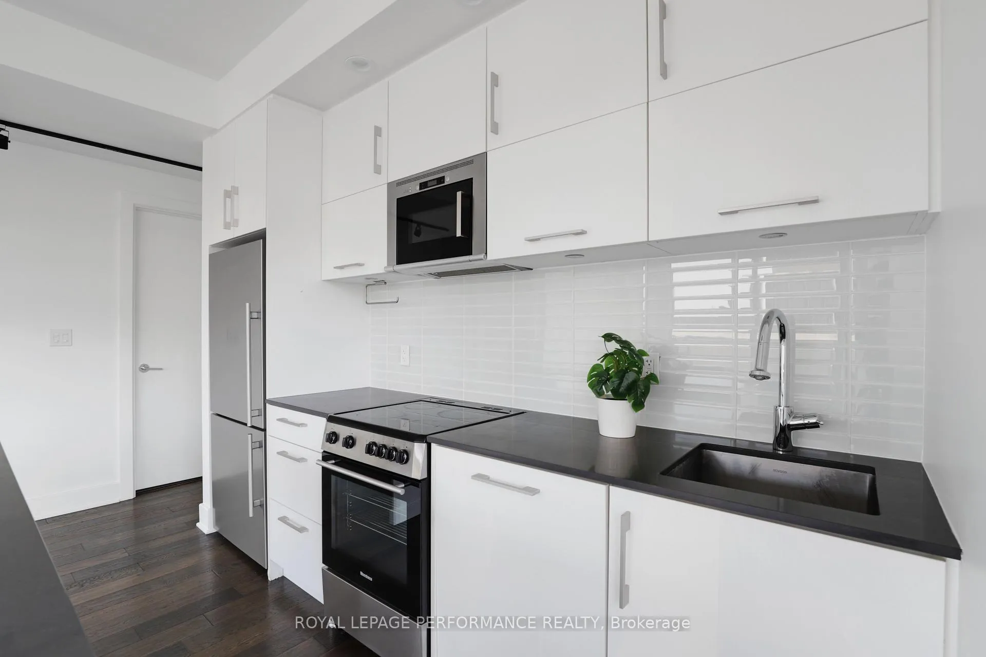 Photo 6 of Unit 1603, 255 Bay Street, Ottawa, Ottawa Centre — HOMEH