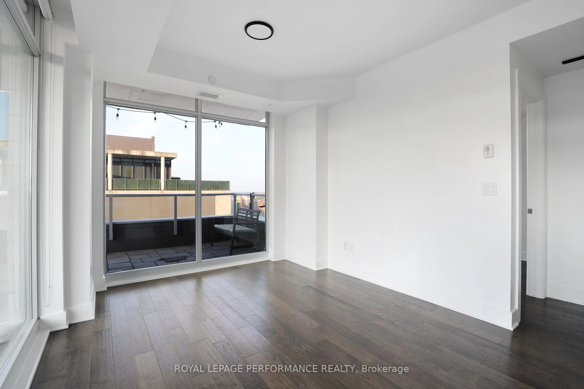 Photo 11 of Unit 1603, 255 Bay Street, Ottawa, Ottawa Centre — HOMEH