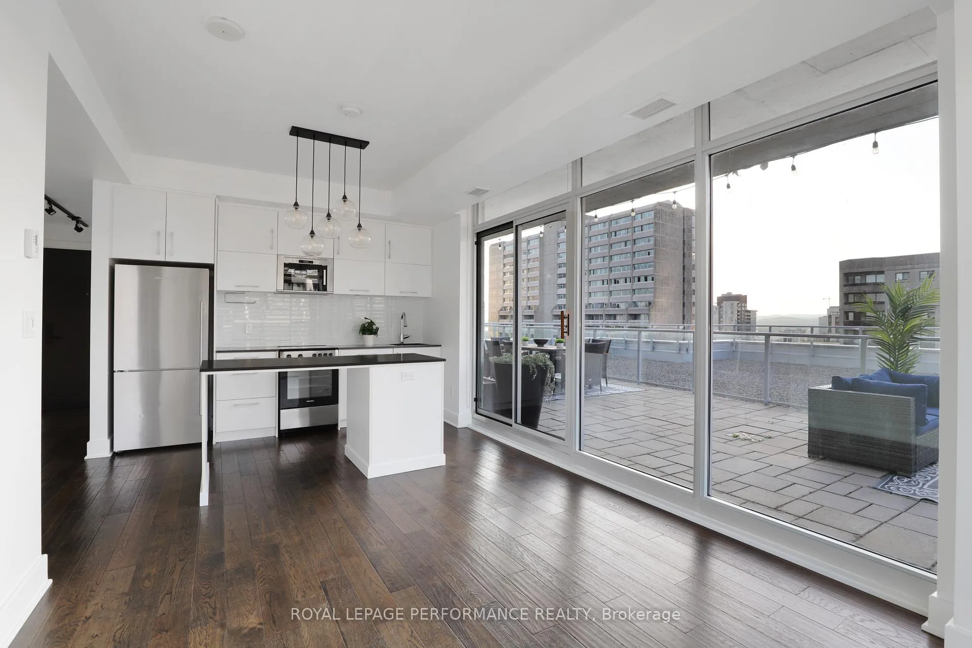 Photo 12 of Unit 1603, 255 Bay Street, Ottawa, Ottawa Centre — HOMEH