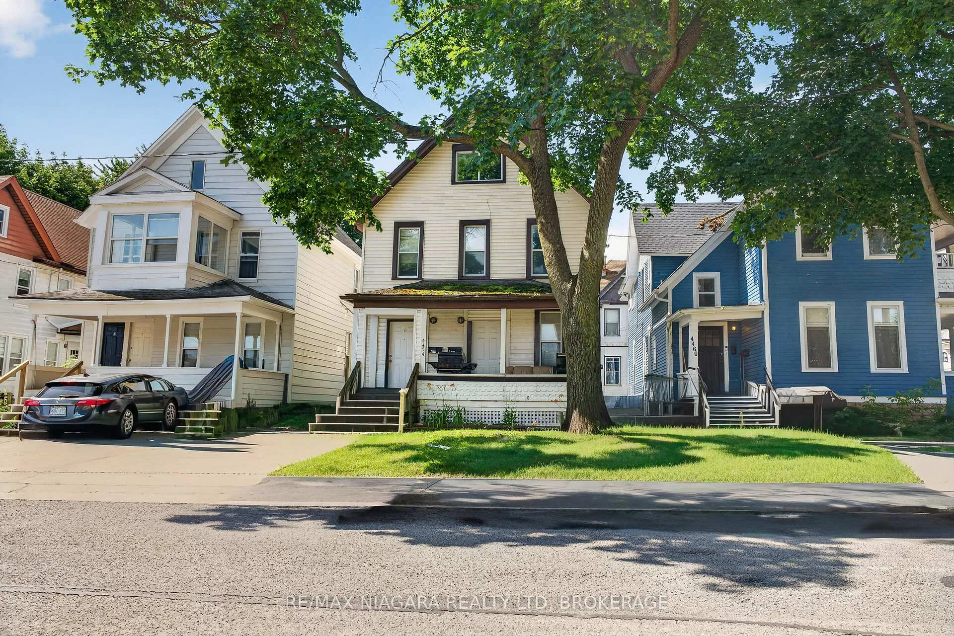 Photo 1 of 4454 Huron Street, Niagara Falls, Downtown — HOMEH