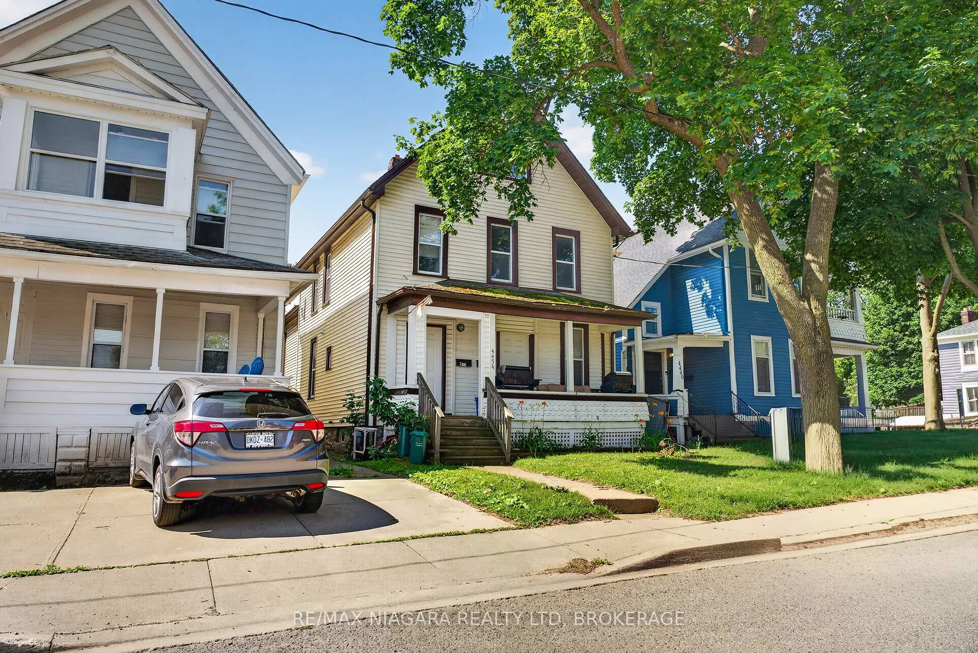 Photo 2 of 4454 Huron Street, Niagara Falls, Downtown — HOMEH