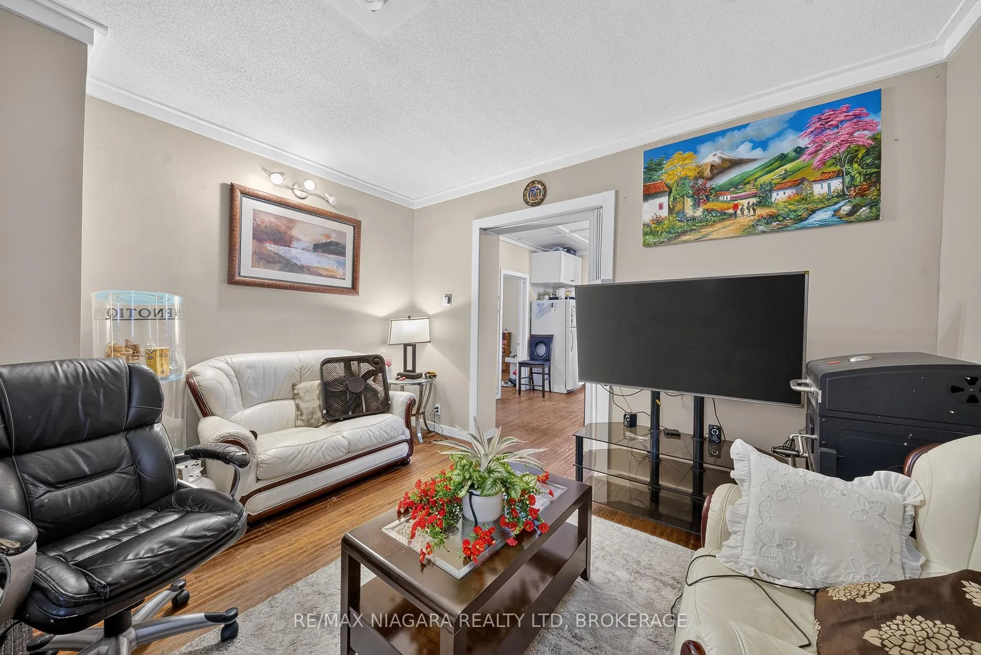 Photo 28 of 4454 Huron Street, Niagara Falls, Downtown — HOMEH