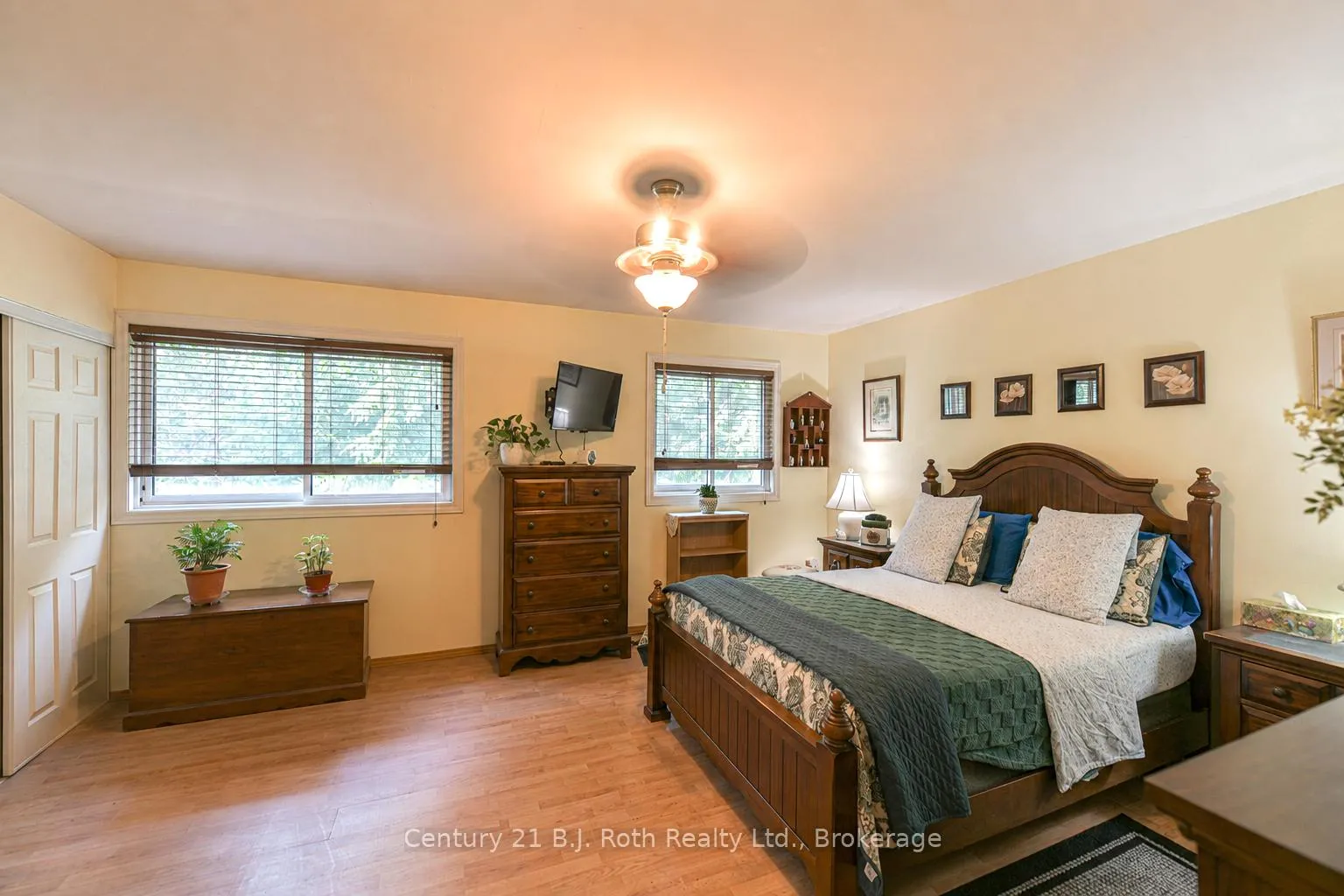 Photo 32 of Unit 35, 441 Barrie Road, Orillia — HOMEH
