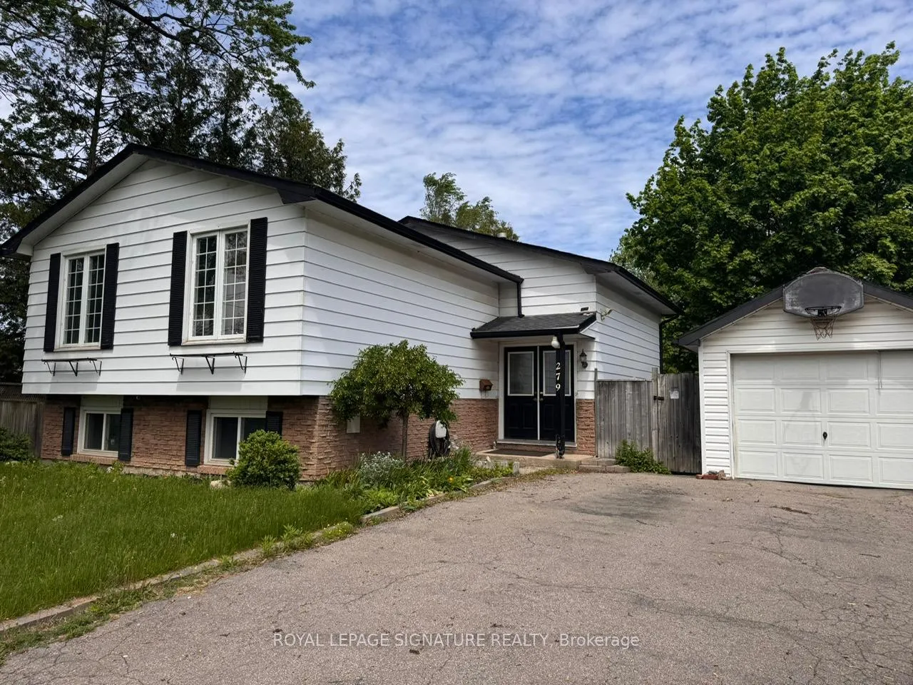 Photo 1 of 279 Lakeshore Road S, St. Catharines, Lakeshore — HOMEH