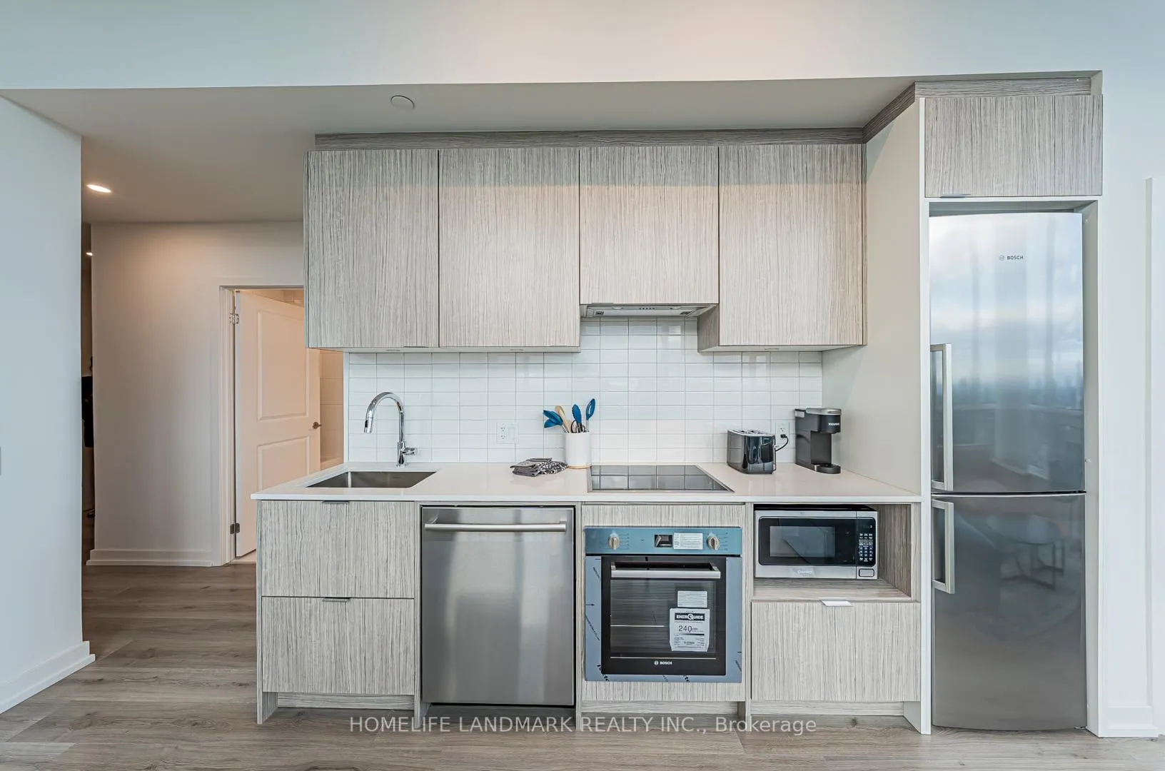 Photo 16 of Unit 5502, 395 Bloor Street E, Toronto, North St. James Town — HOMEH