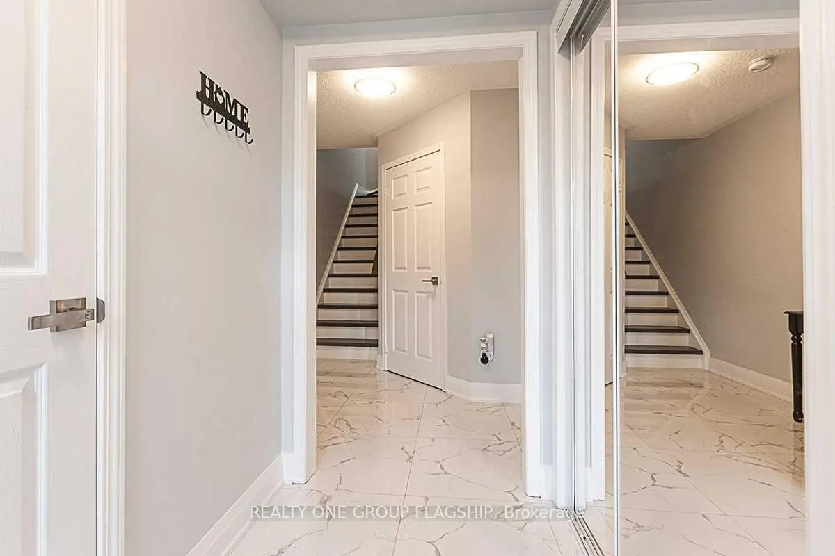 Photo 5 of 467 Dalhousie Gate, Milton, Willmott — HOMEH