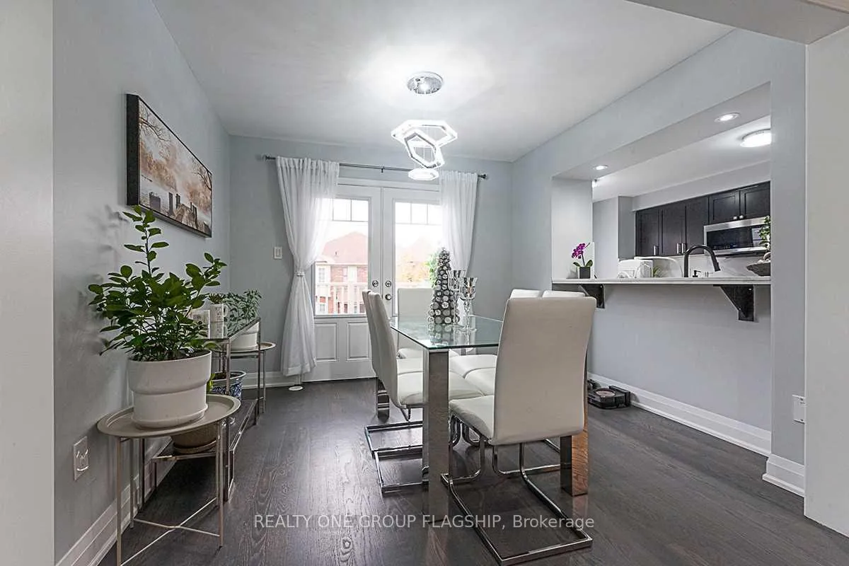 Photo 18 of 467 Dalhousie Gate, Milton, Willmott — HOMEH