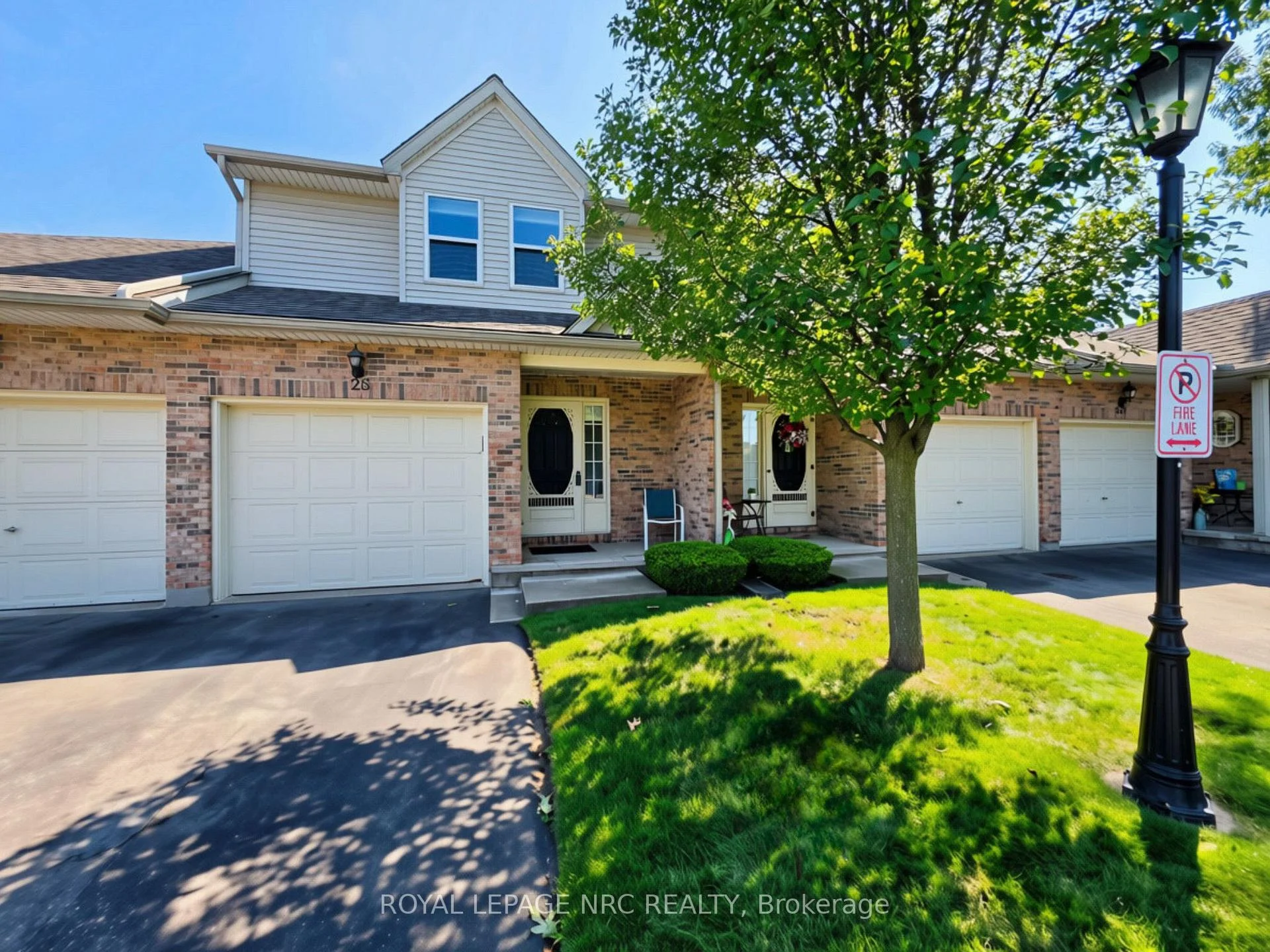 Photo 3 of Unit 28, 5070 drummond Road, Niagara Falls, Cherrywood — HOMEH