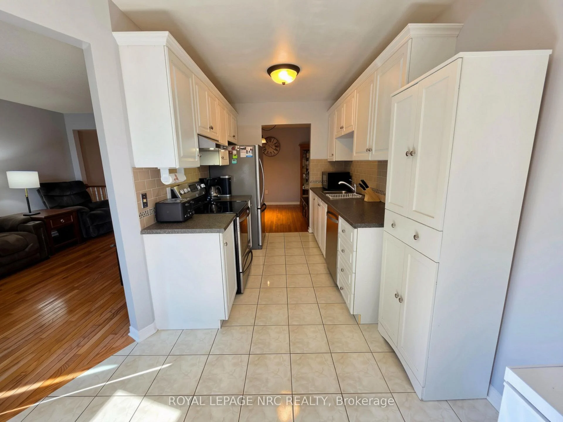 Photo 53 of Unit 28, 5070 drummond Road, Niagara Falls, Cherrywood — HOMEH