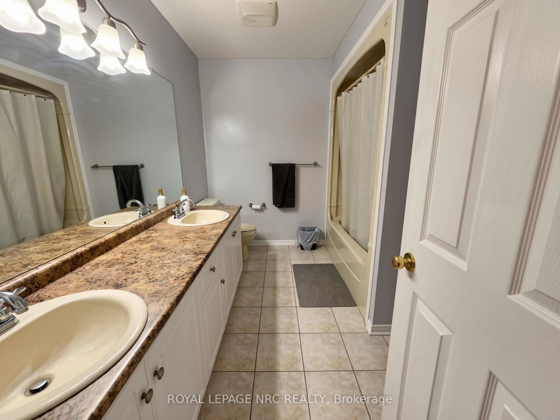 Photo 92 of Unit 28, 5070 drummond Road, Niagara Falls, Cherrywood — HOMEH