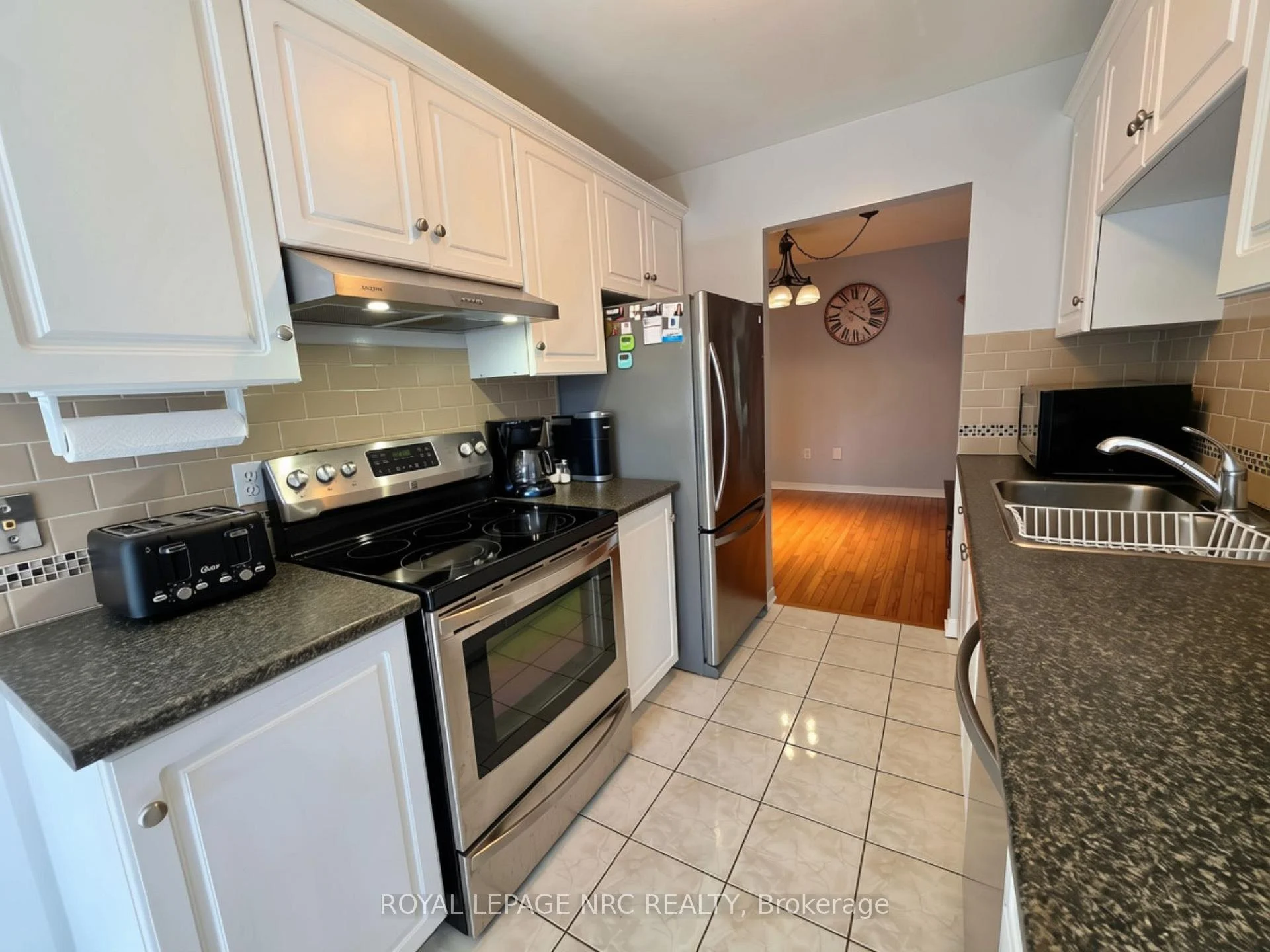 Photo 51 of Unit 28, 5070 drummond Road, Niagara Falls, Cherrywood — HOMEH