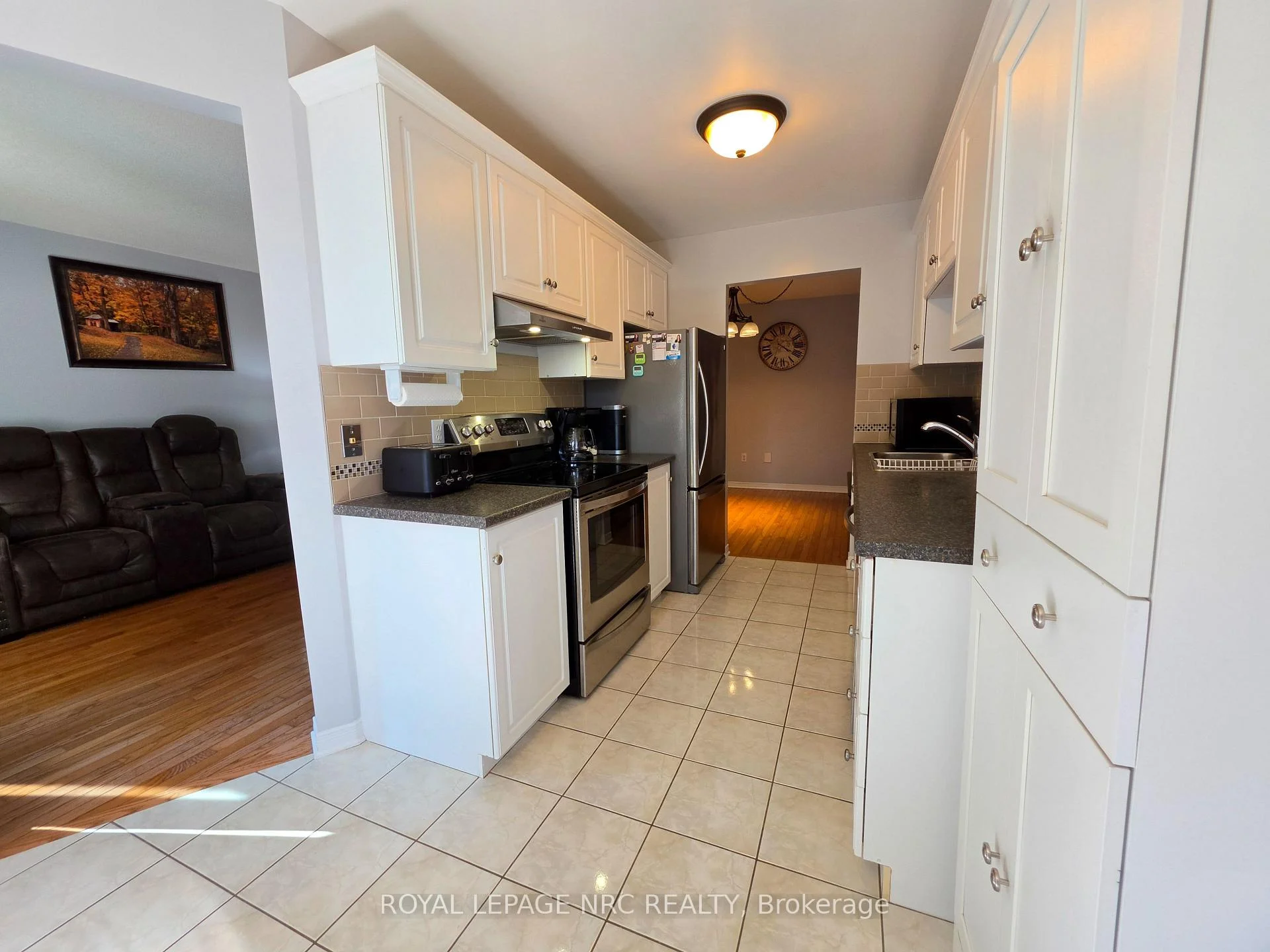 Photo 54 of Unit 28, 5070 drummond Road, Niagara Falls, Cherrywood — HOMEH
