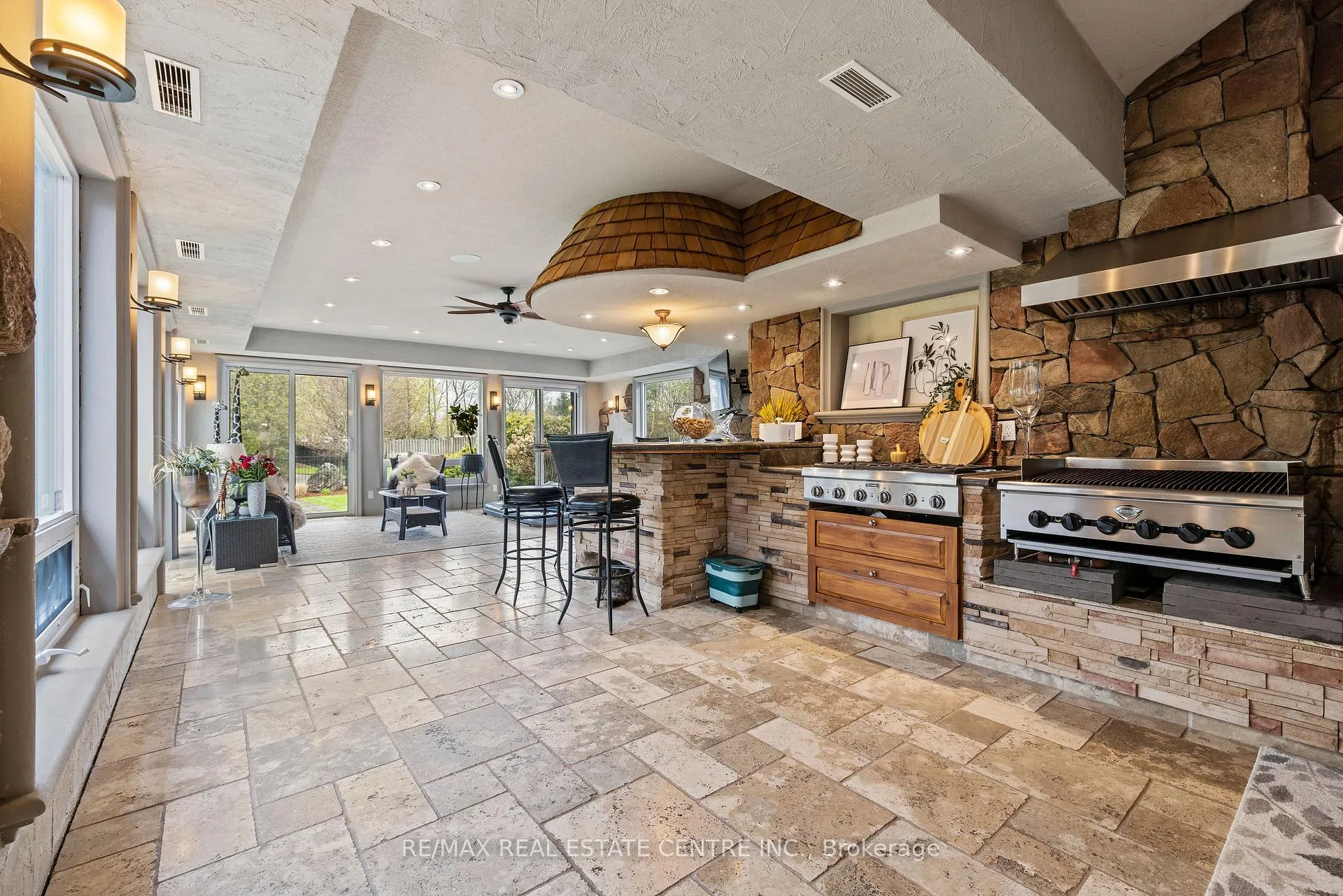 Photo 14 of 14 Buena Vista Drive, Mono, Rural Mono — HOMEH