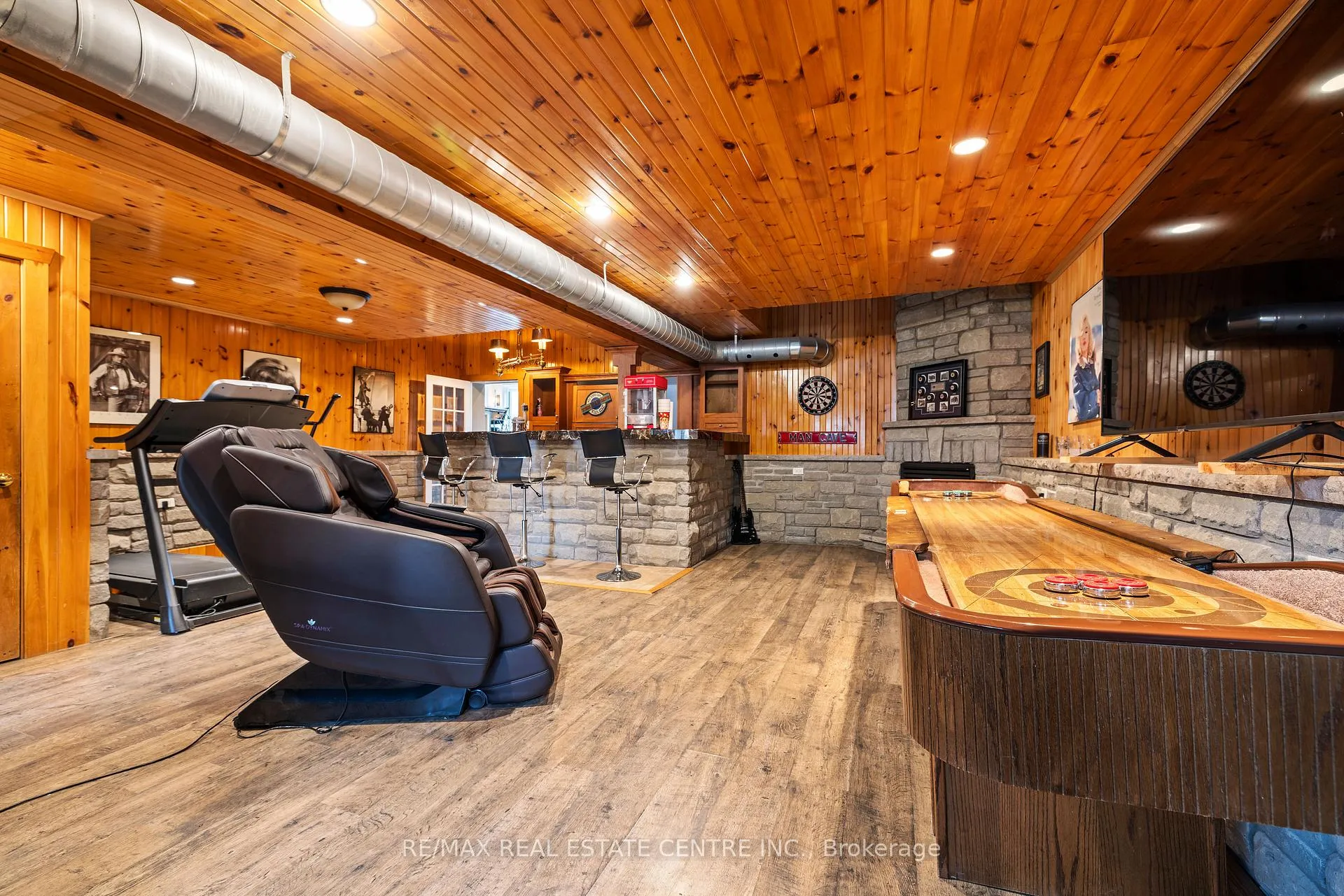 Photo 17 of 14 Buena Vista Drive, Mono, Rural Mono — HOMEH