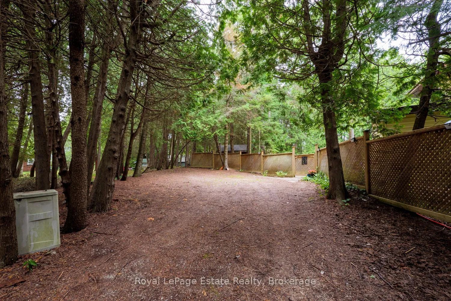 Photo 5 of 125 Third Avenue N, South Bruce Peninsula — HOMEH