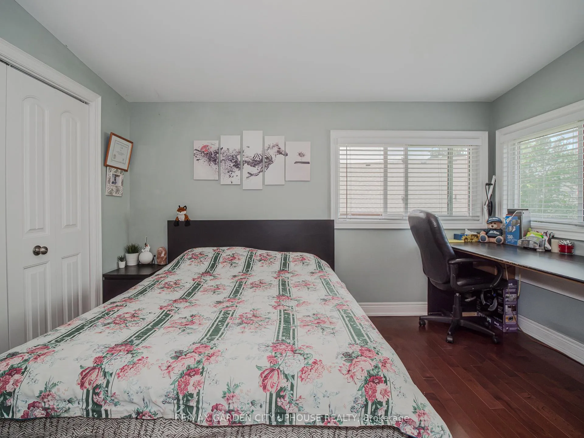 Photo 9 of 33 Parnell Road, St. Catharines, Vine/Linwell — HOMEH
