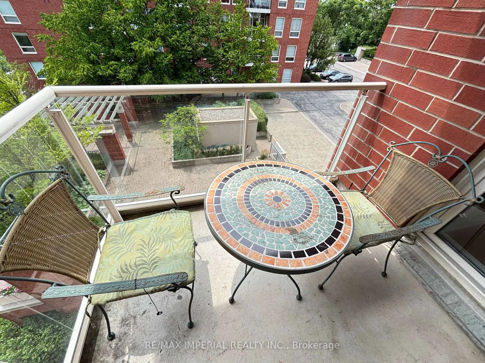 Photo 10 of Unit 405, 60 old mill Road, Oakville, Old Oakville — HOMEH