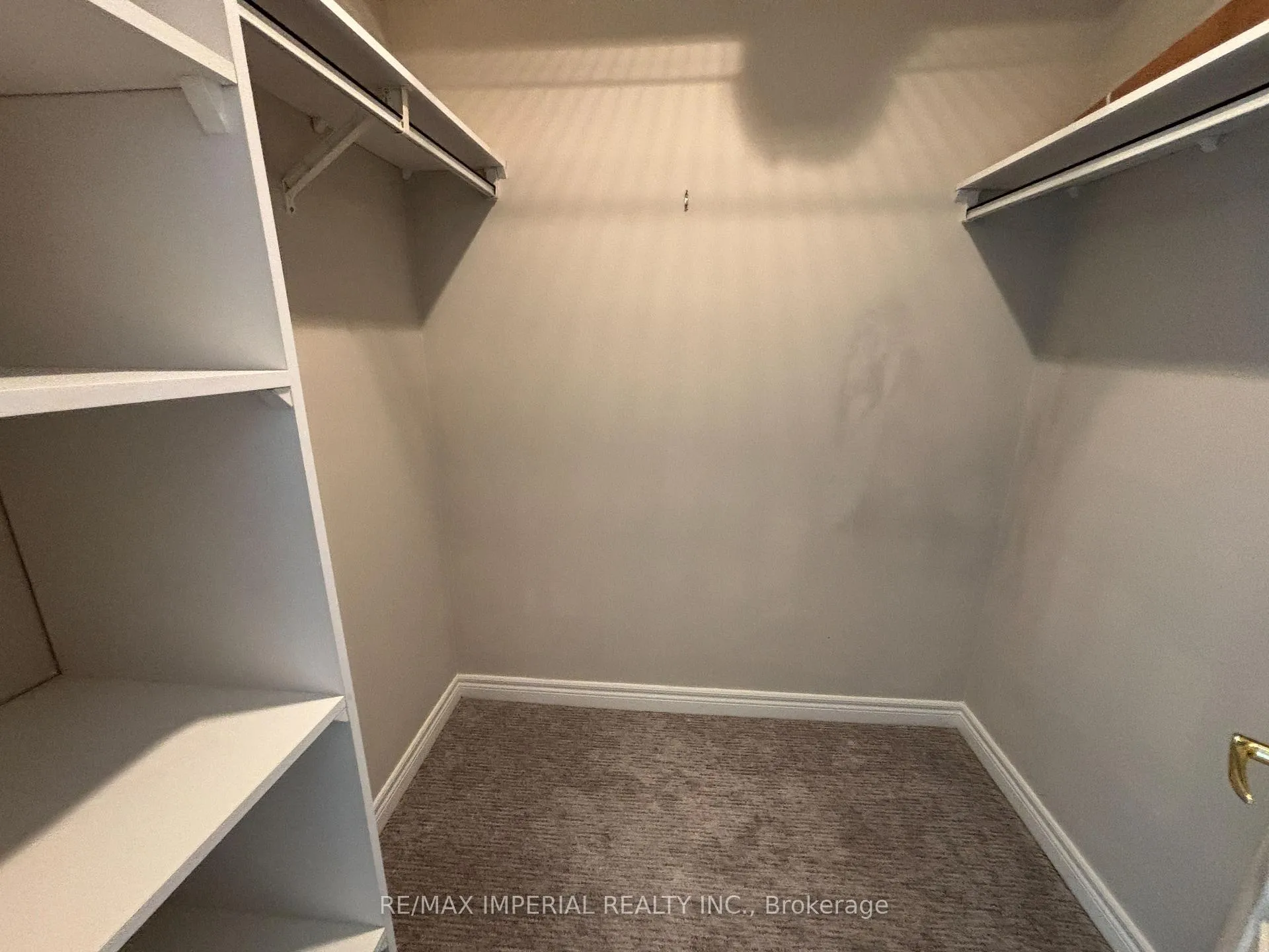 Photo 16 of Unit 405, 60 old mill Road, Oakville, Old Oakville — HOMEH