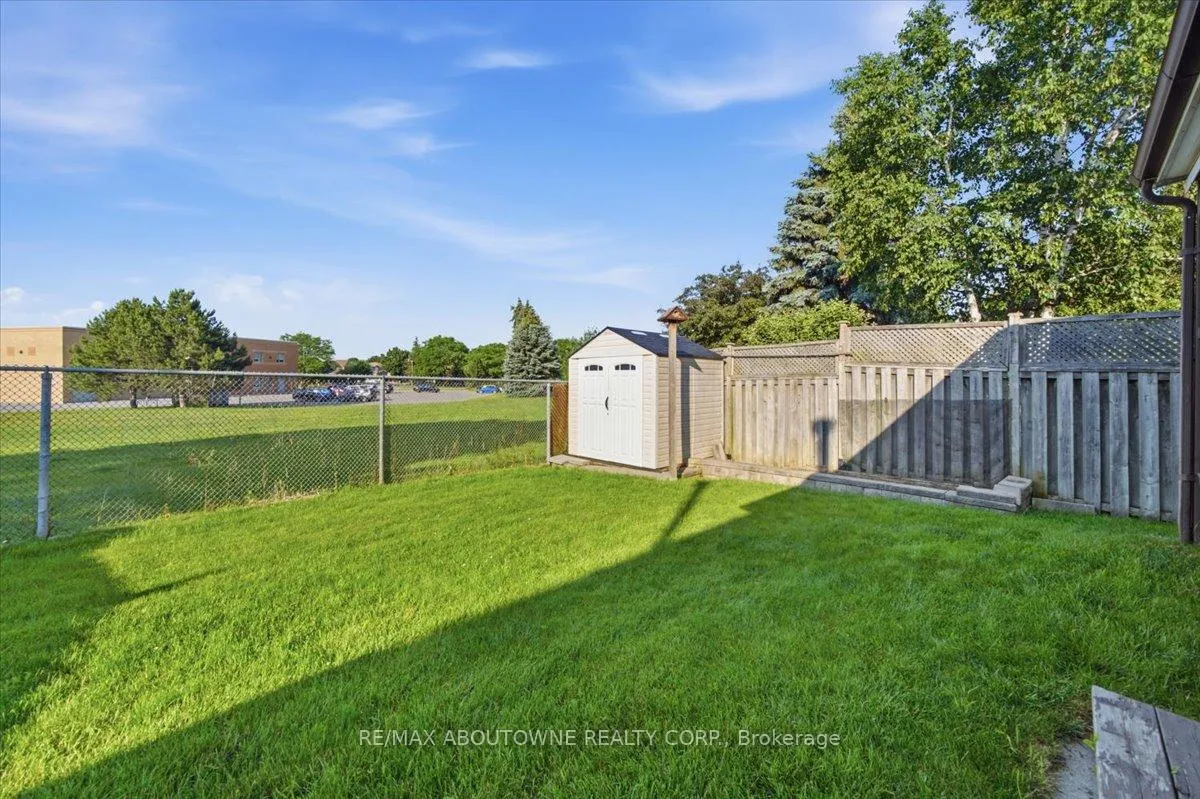 Photo 49 of 45 Willcocks Crescent, Ajax, Central — HOMEH