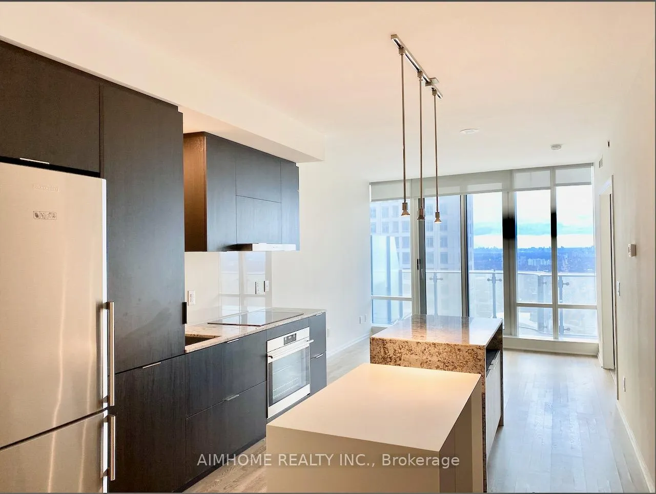 Photo 3 of Unit 4008, 1 Bloor Street E, Toronto, Church-Yonge Corridor — HOMEH