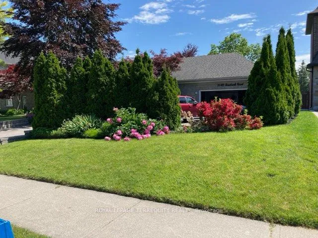 Photo 2 of 1449 Rosebank Road, Pickering, Woodlands — HOMEH