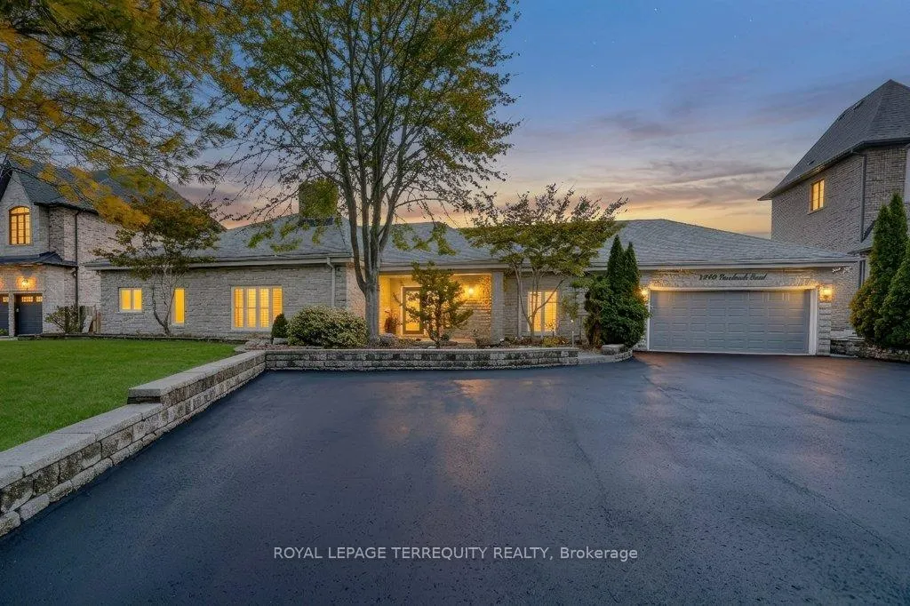 Photo 3 of 1449 Rosebank Road, Pickering, Woodlands — HOMEH