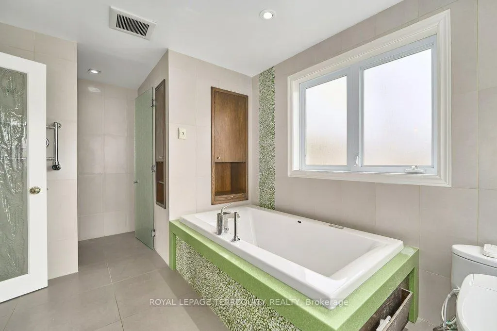 Photo 18 of 1449 Rosebank Road, Pickering, Woodlands — HOMEH