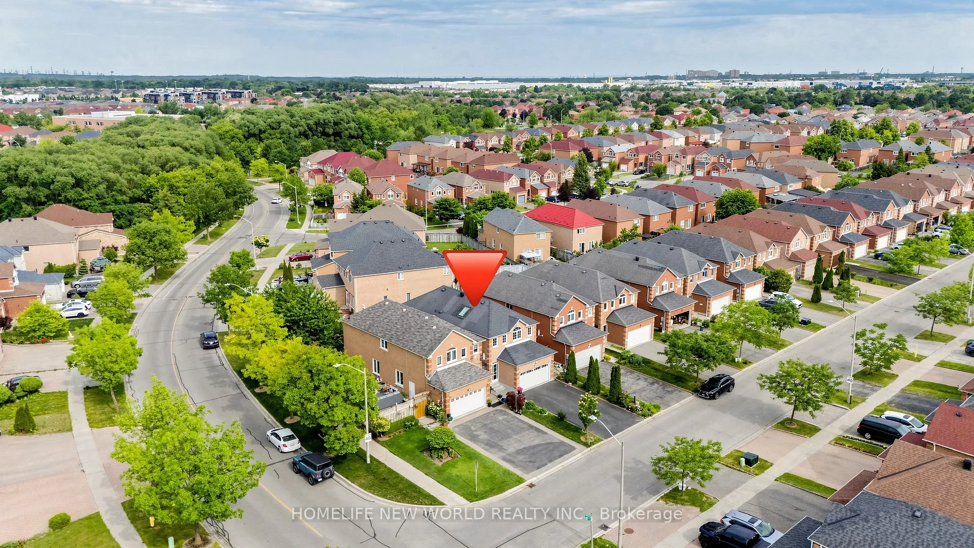 Photo 39 of 73 Doubtfire Crescent, Markham, Middlefield — HOMEH