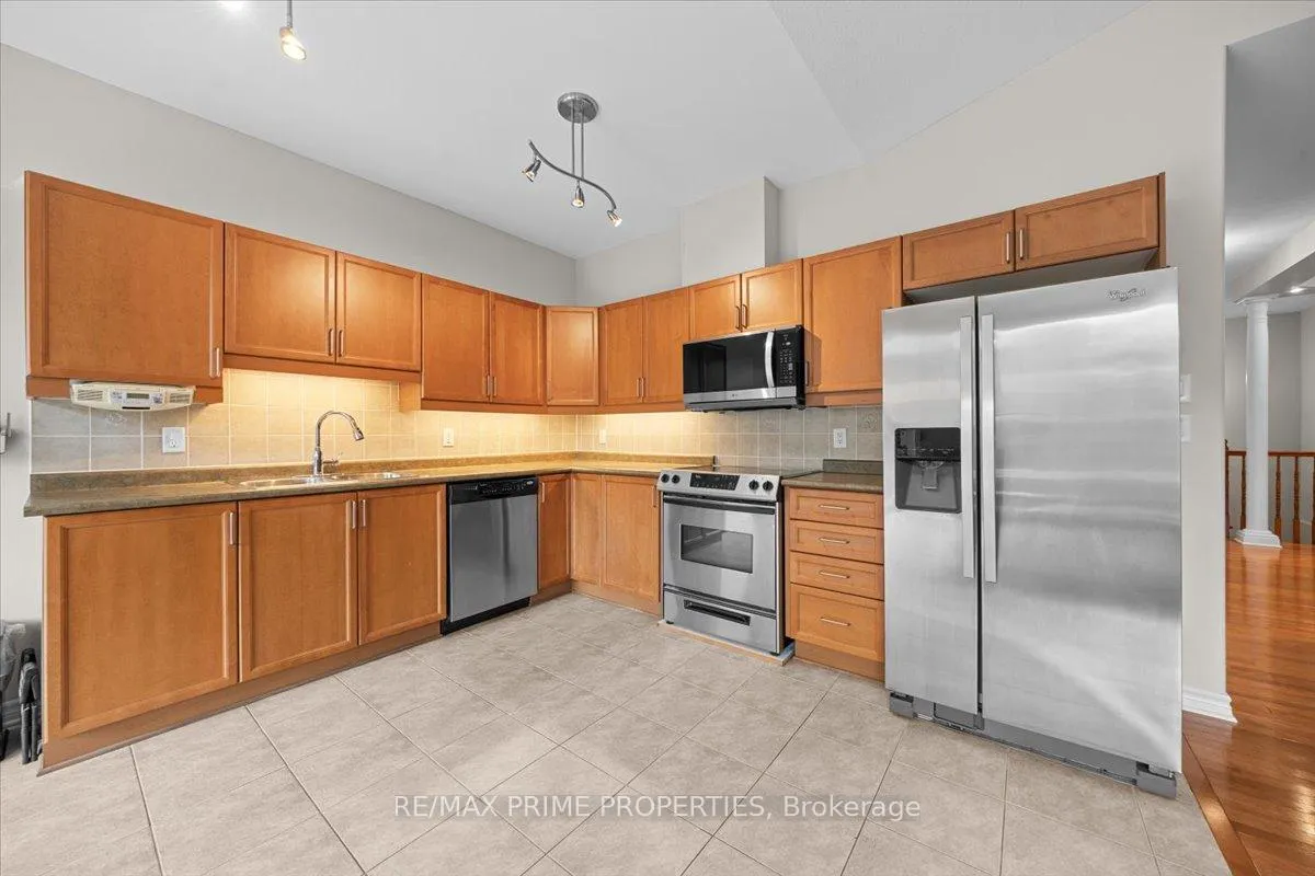 Photo 15 of 1863 Springridge Drive, Ottawa, Springridge/East Village — HOMEH