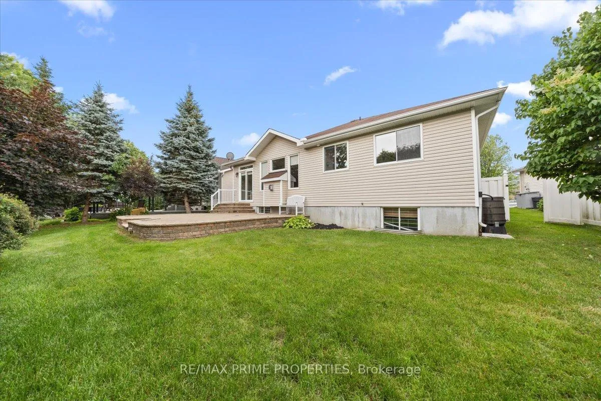 Photo 35 of 1863 Springridge Drive, Ottawa, Springridge/East Village — HOMEH