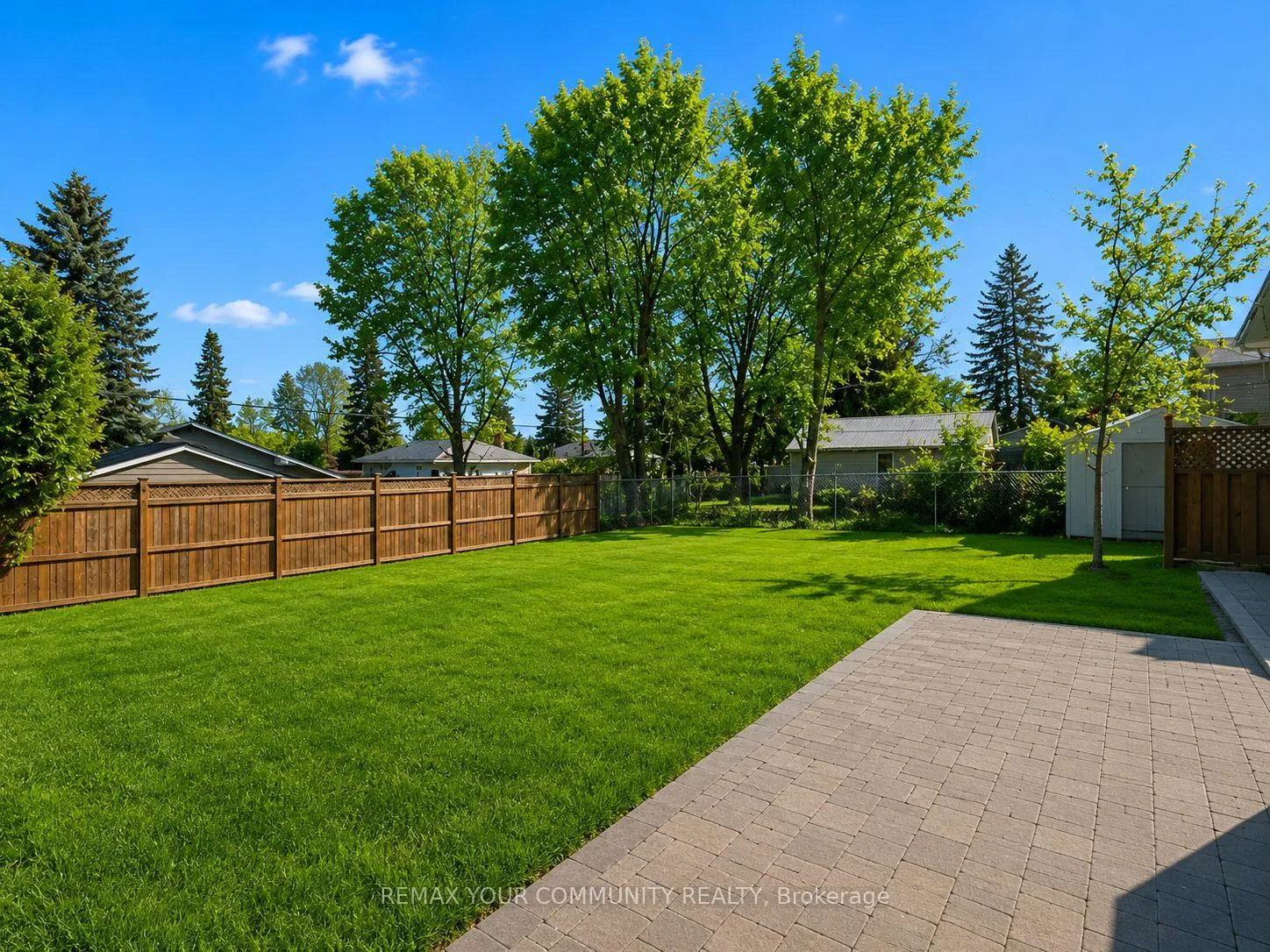 Photo 24 of Unit Main, 11 Webster Drive, Aurora, Aurora Highlands — HOMEH