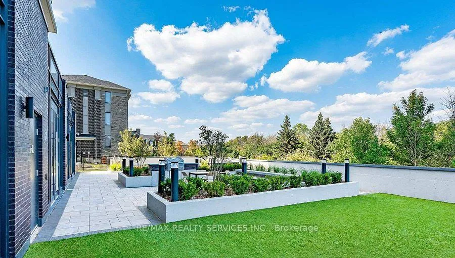Photo 3 of Unit 313, 225 Veterans Drive, Brampton, Northwest Brampton — HOMEH