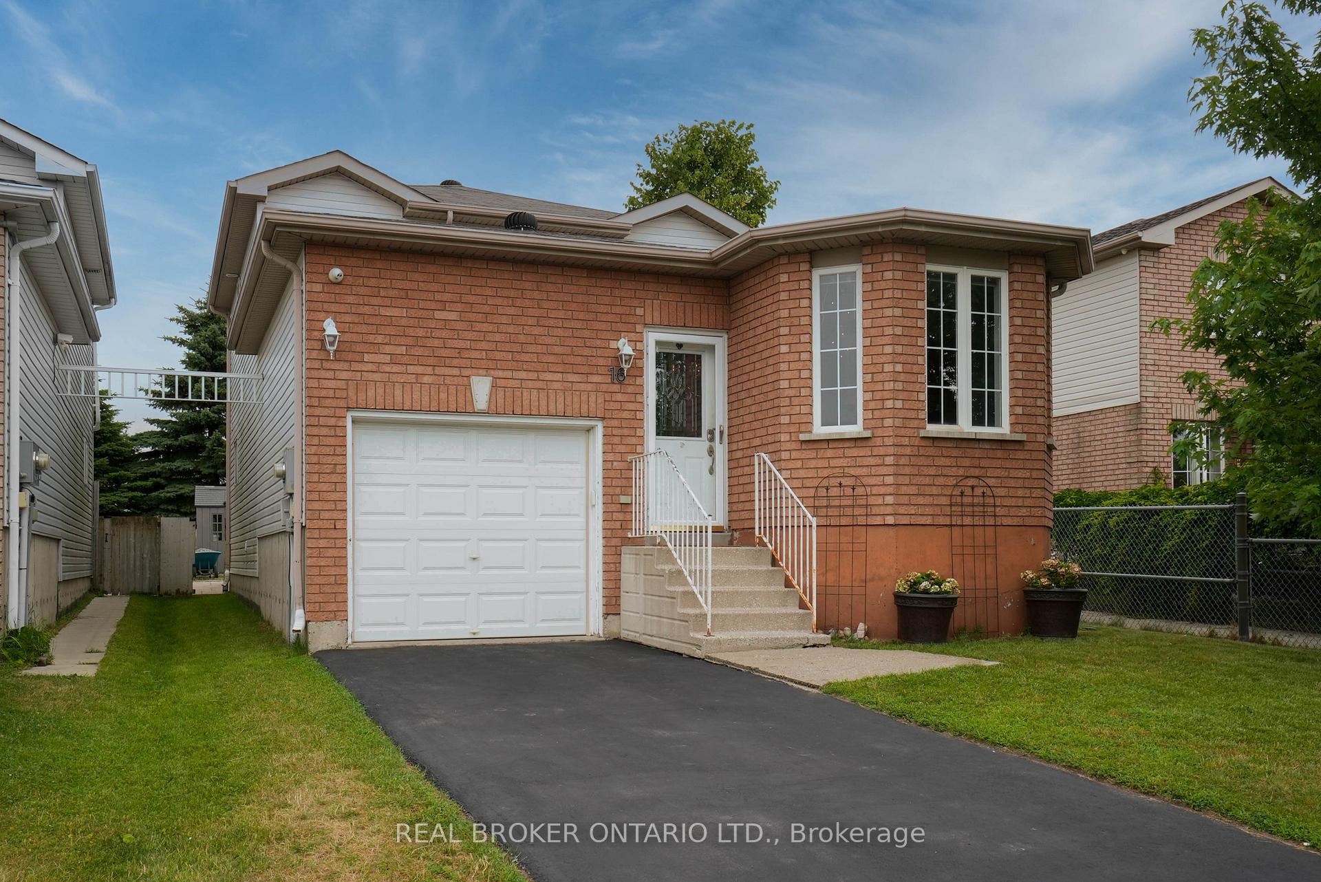 Photo 1 of 16 Victorway Drive, Barrie, Holly — HOMEH