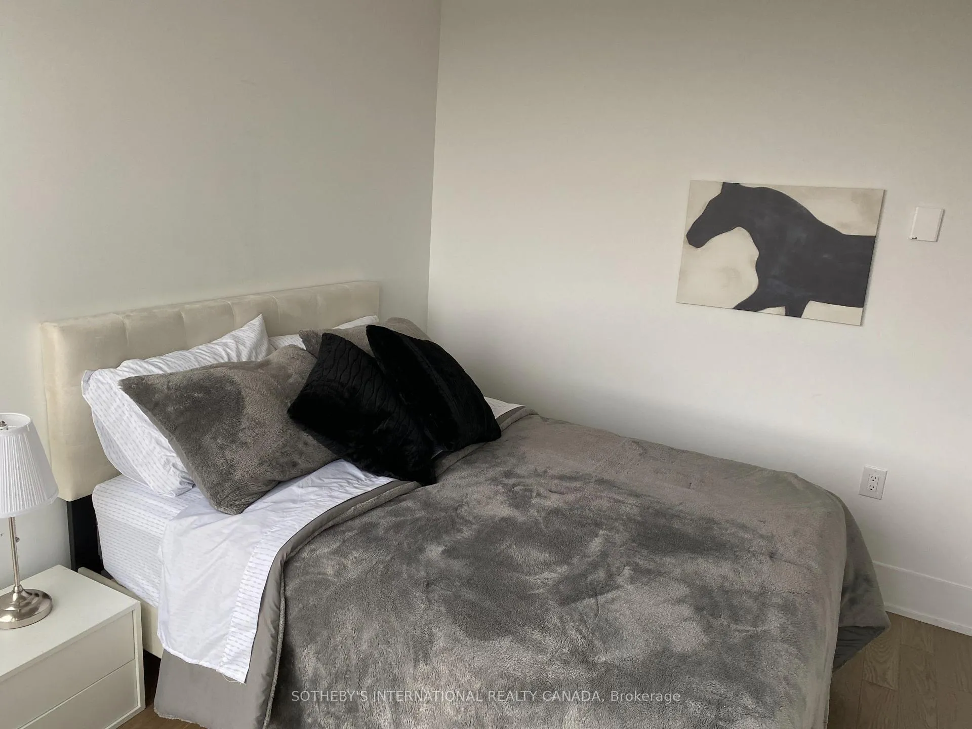 Photo 6 of Unit 4215, 585 Bloor Street E, Toronto, North St. James Town — HOMEH
