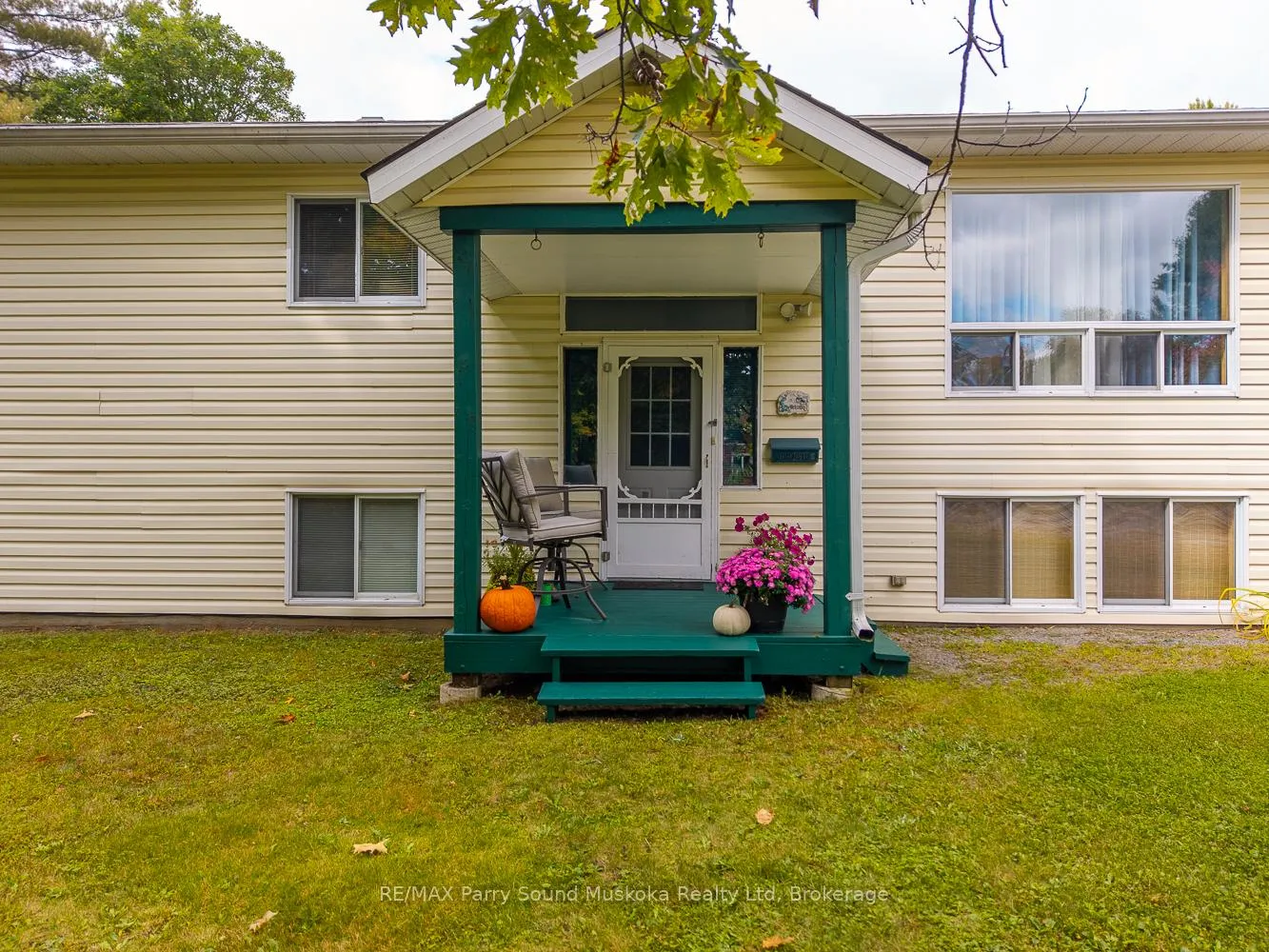 Photo 8 of 59 Black Road, Seguin — HOMEH