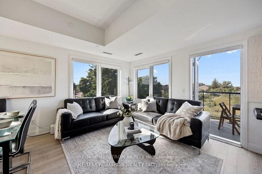 Photo 4 of Unit 206, 155 Downsview Park Boulevard, North York, Downsview-Roding-CFB — HOMEH
