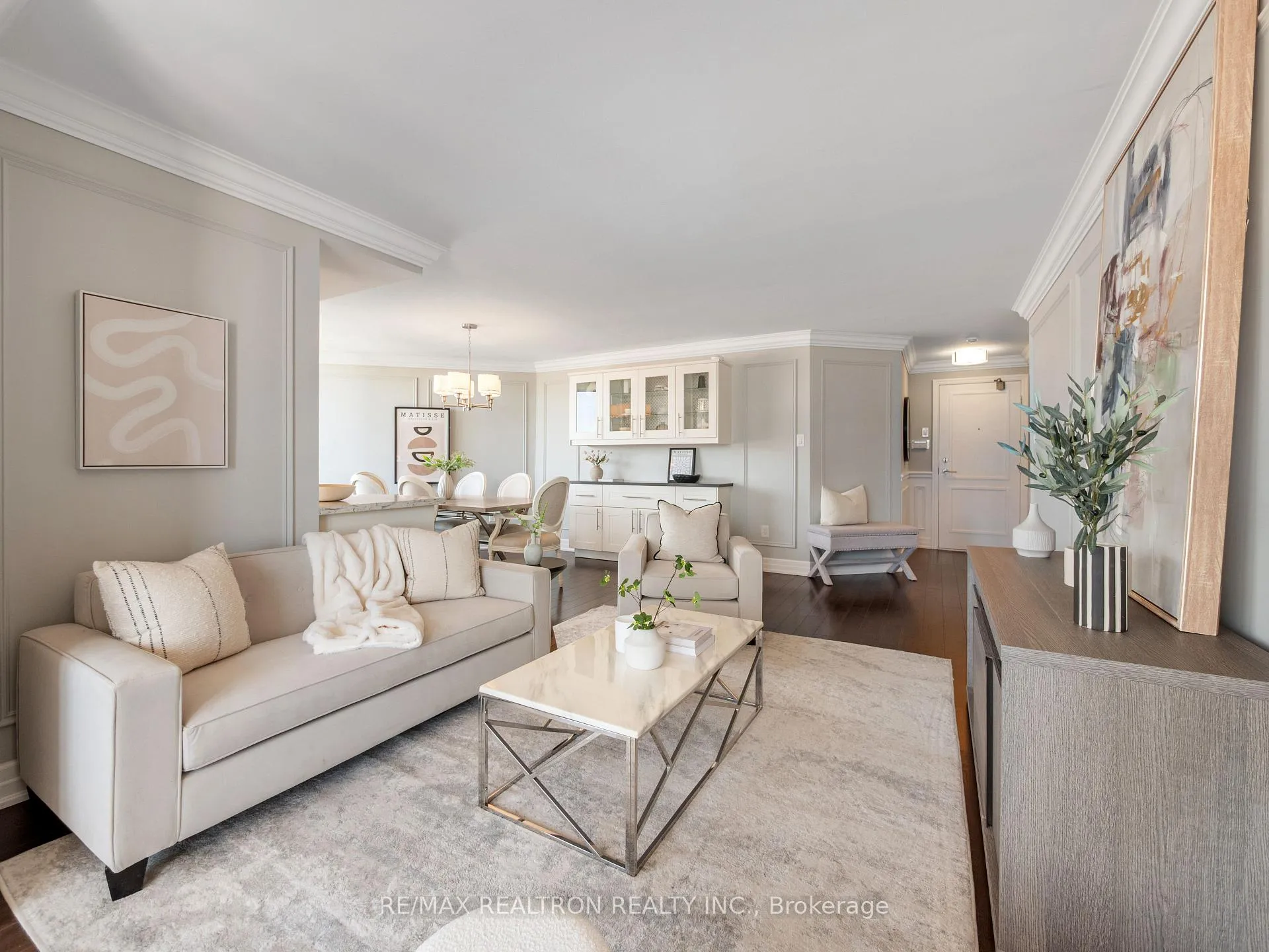 Photo 6 of Unit 503, 7460 Bathurst Street, Vaughan, Brownridge — HOMEH