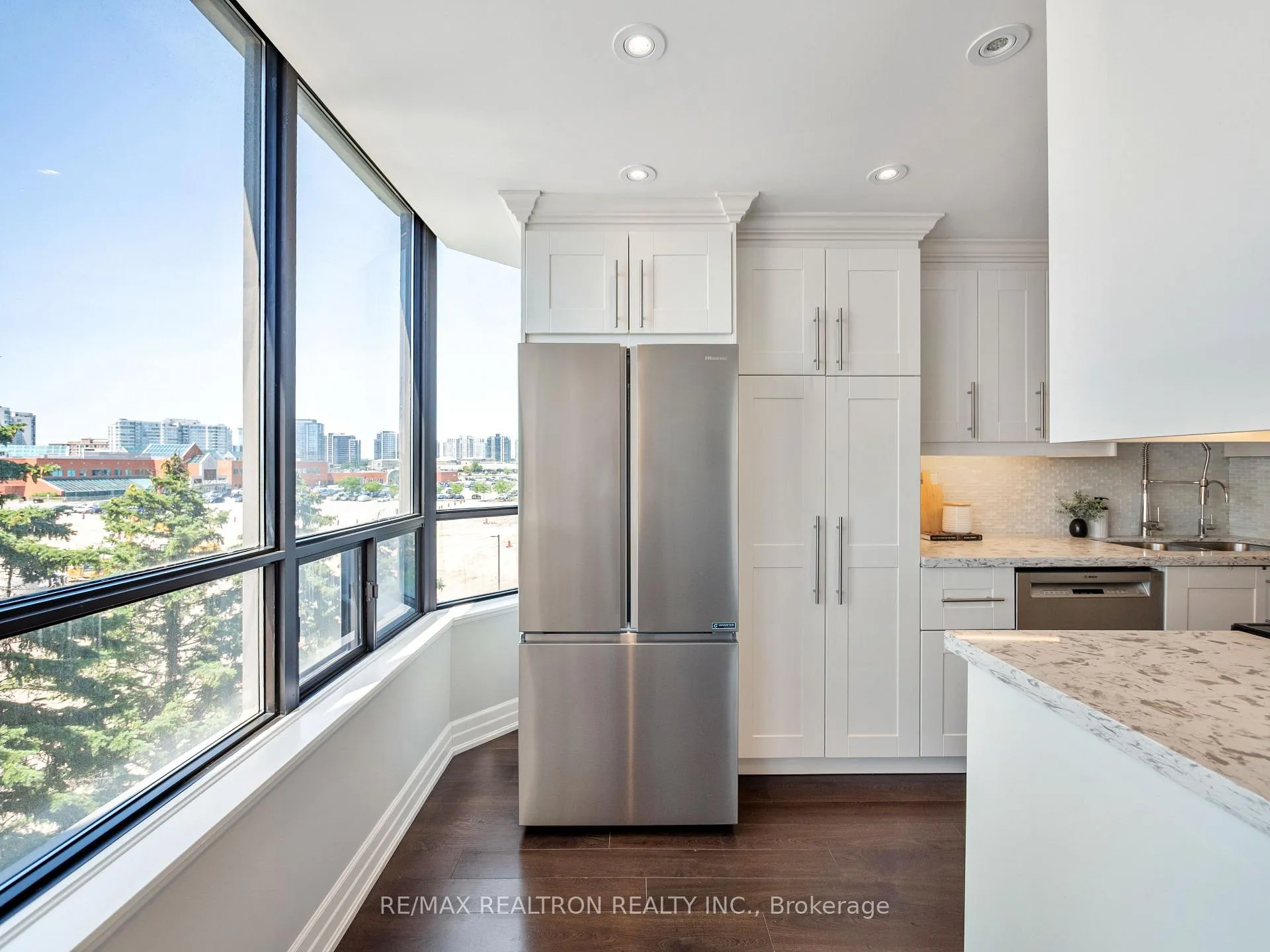 Photo 13 of Unit 503, 7460 Bathurst Street, Vaughan, Brownridge — HOMEH