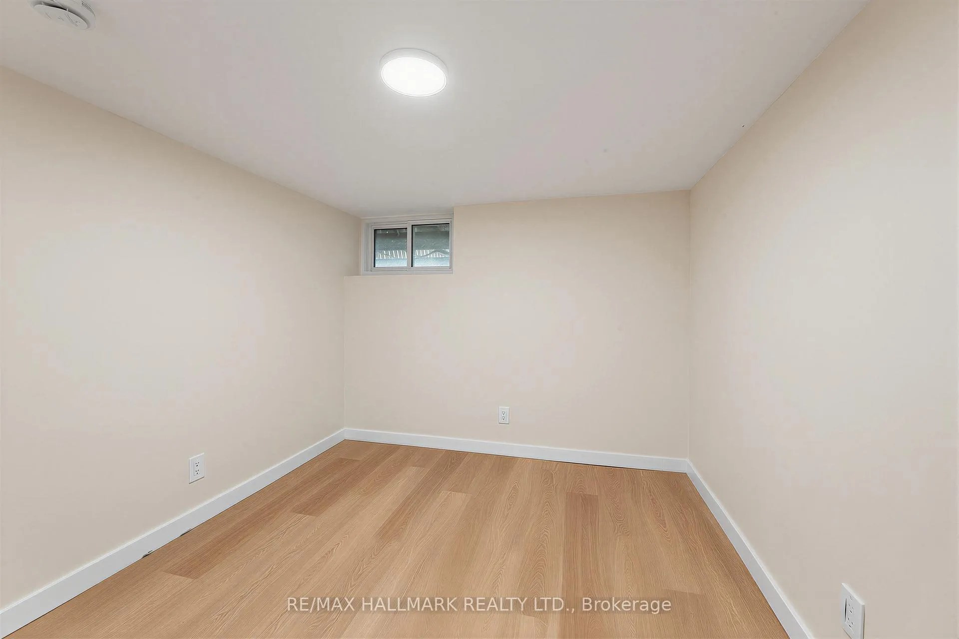 Photo 26 of 970 Cosburn Avenue, Toronto, Woodbine-Lumsden — HOMEH