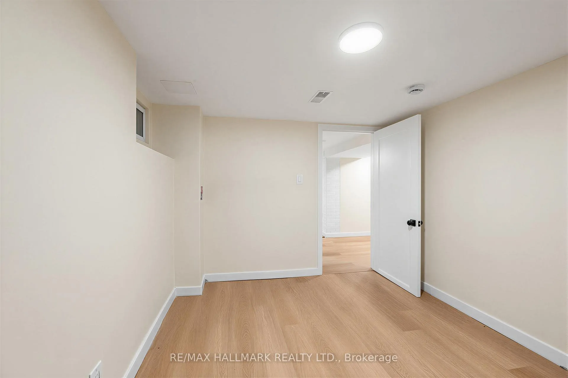 Photo 27 of 970 Cosburn Avenue, Toronto, Woodbine-Lumsden — HOMEH