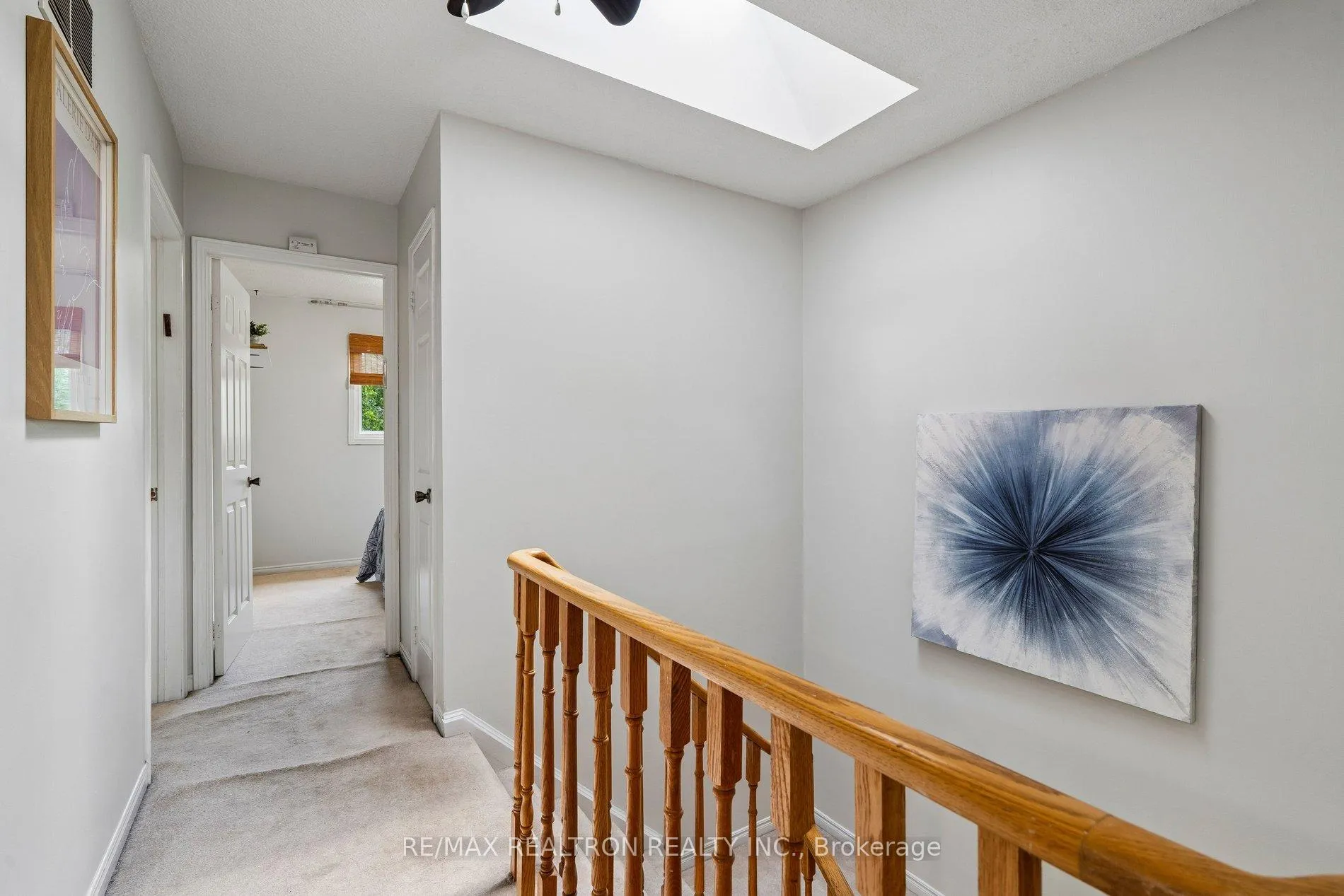 Photo 22 of 41 Thornbury Circle, Vaughan, Crestwood-Springfarm-Yorkhill — HOMEH