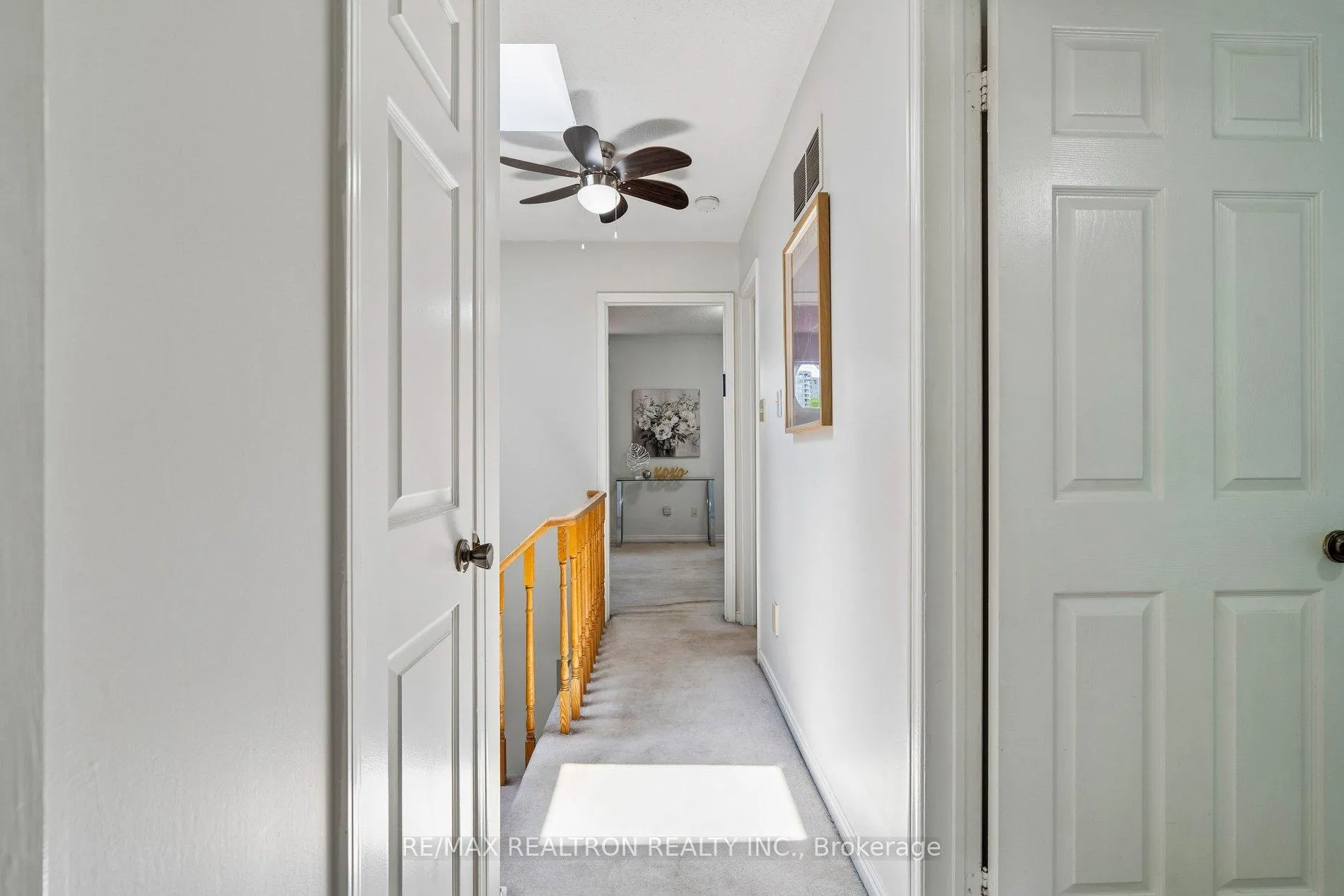 Photo 23 of 41 Thornbury Circle, Vaughan, Crestwood-Springfarm-Yorkhill — HOMEH