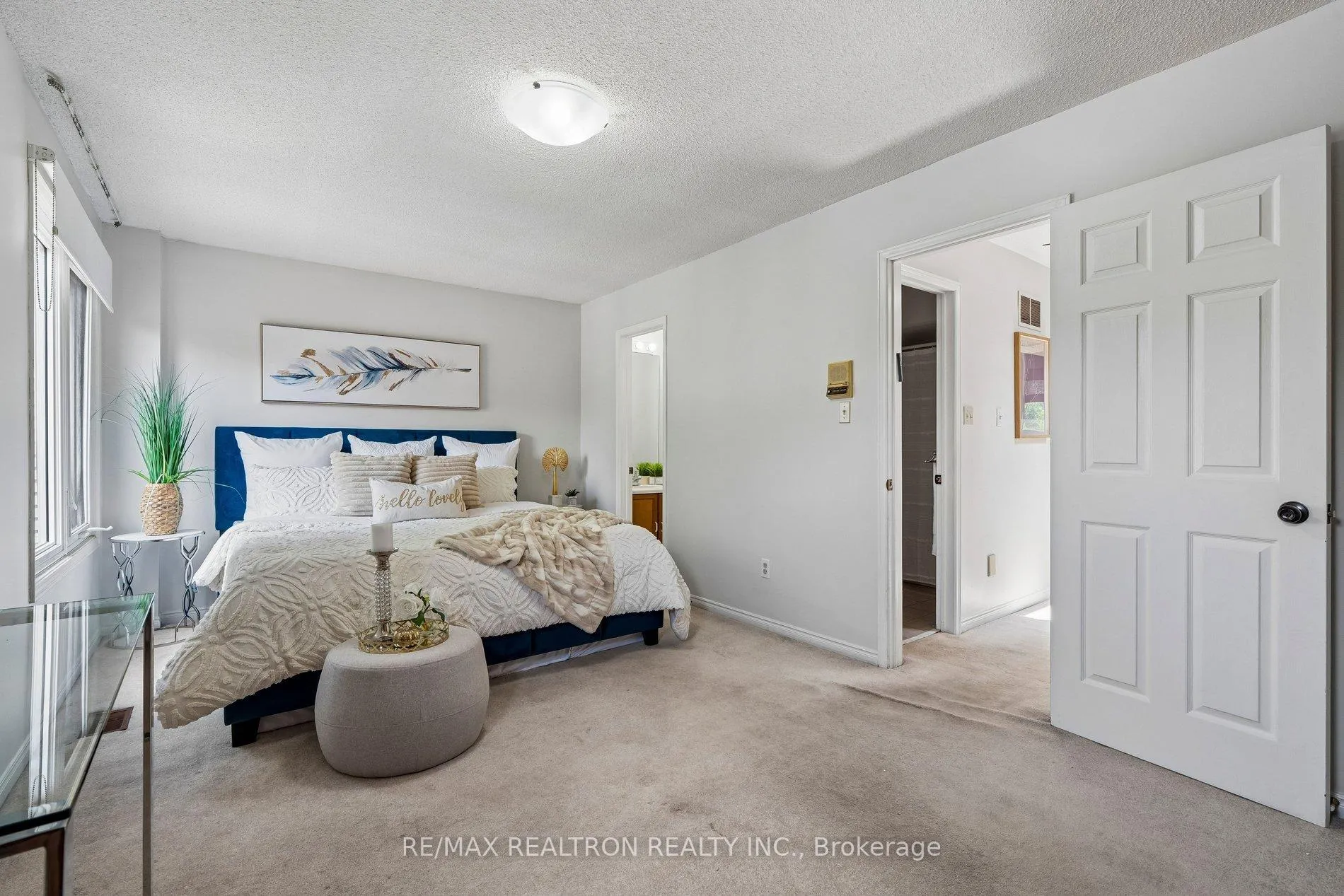 Photo 27 of 41 Thornbury Circle, Vaughan, Crestwood-Springfarm-Yorkhill — HOMEH