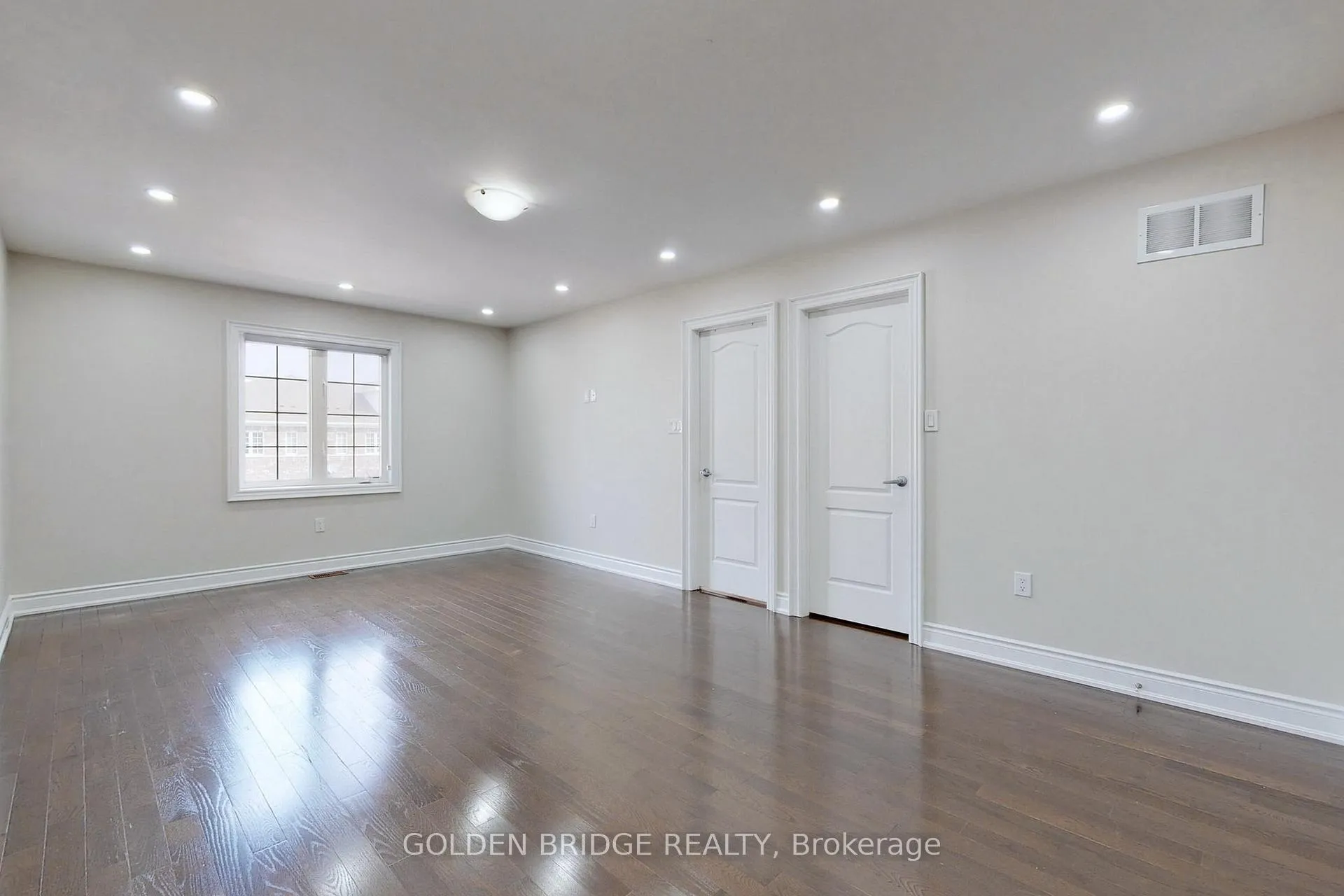Photo 36 of 166 Verdi Road, Richmond Hill, Oak Ridges — HOMEH