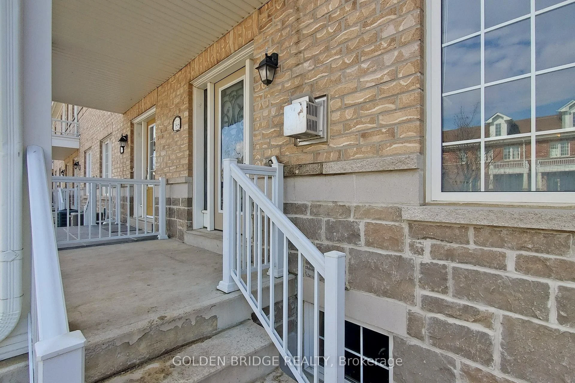 Photo 35 of 166 Verdi Road, Richmond Hill, Oak Ridges — HOMEH